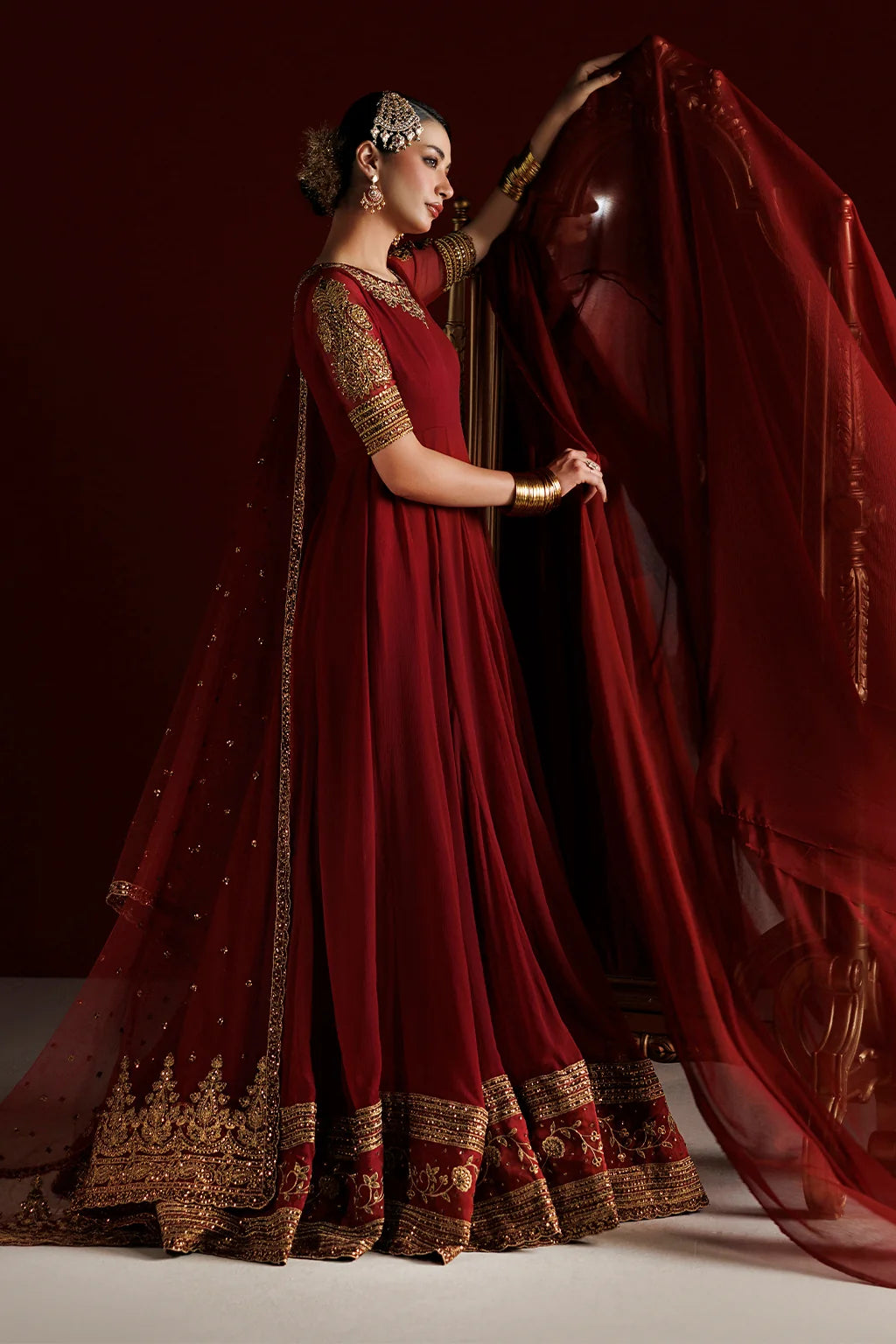 CC-111 Embroidered Chiffon | Semi Formals ‘26 | Iznik