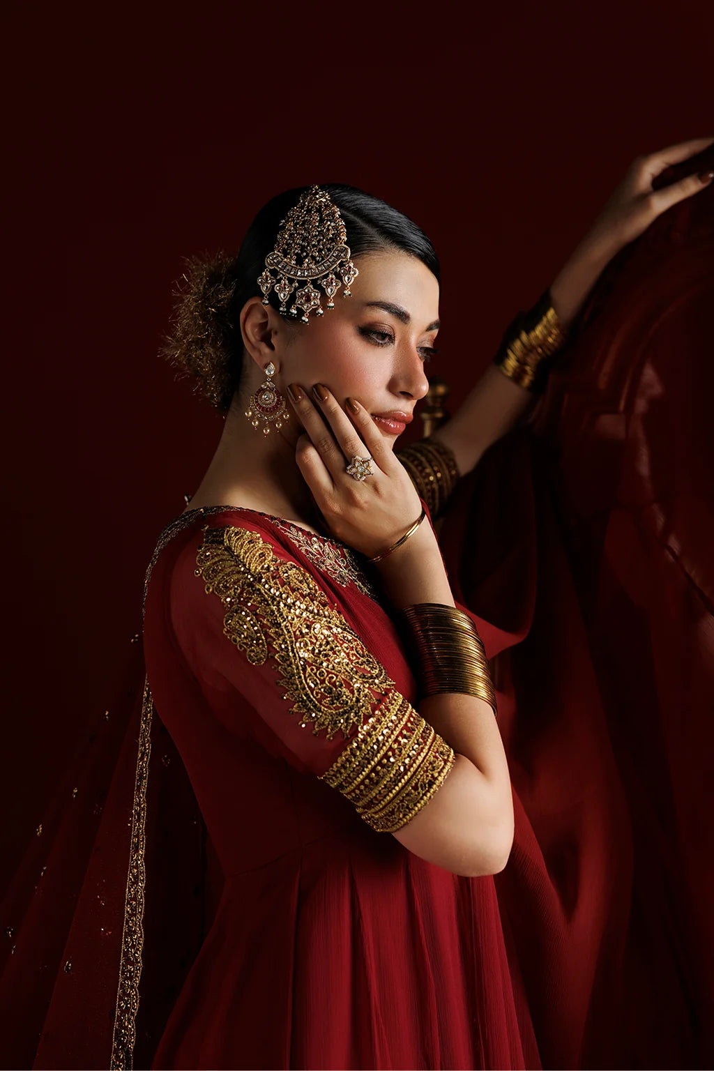 CC-111 Embroidered Chiffon | Semi Formals ‘26 | Iznik