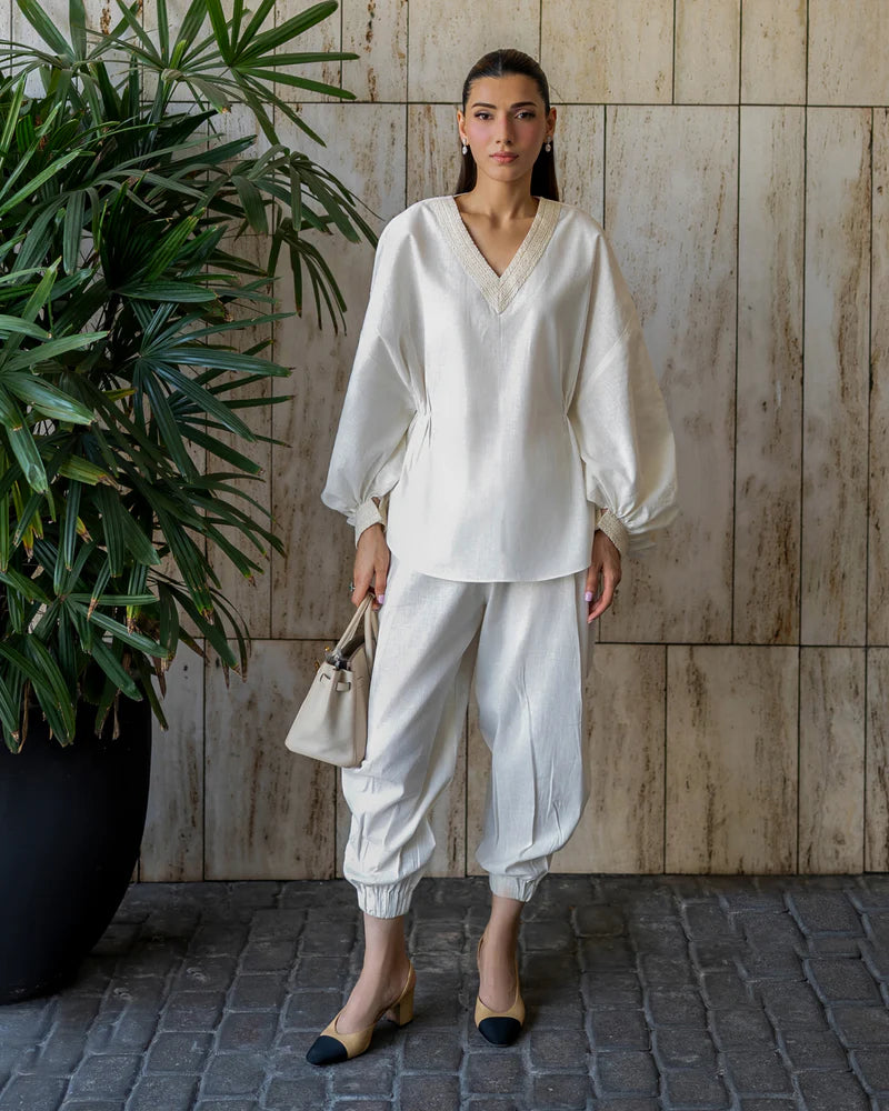 Cream Crisp Set | LIRA