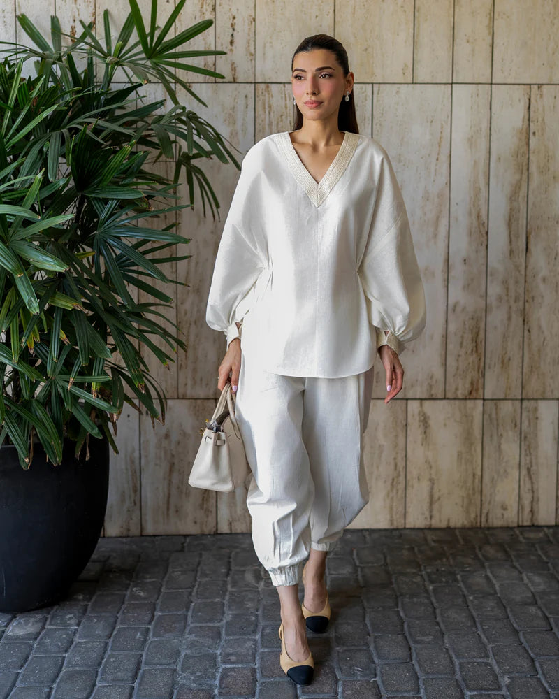 Cream Crisp Set | LIRA