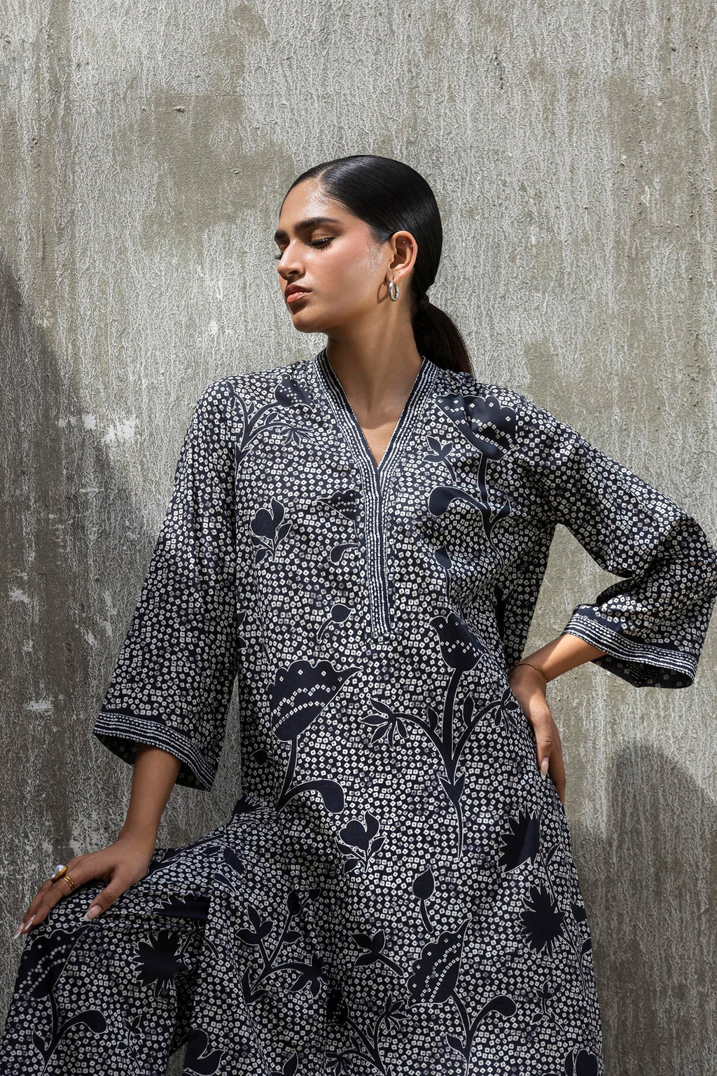 SS26BSP247P2T | Monochrome Collection | SANA SAFINAZ