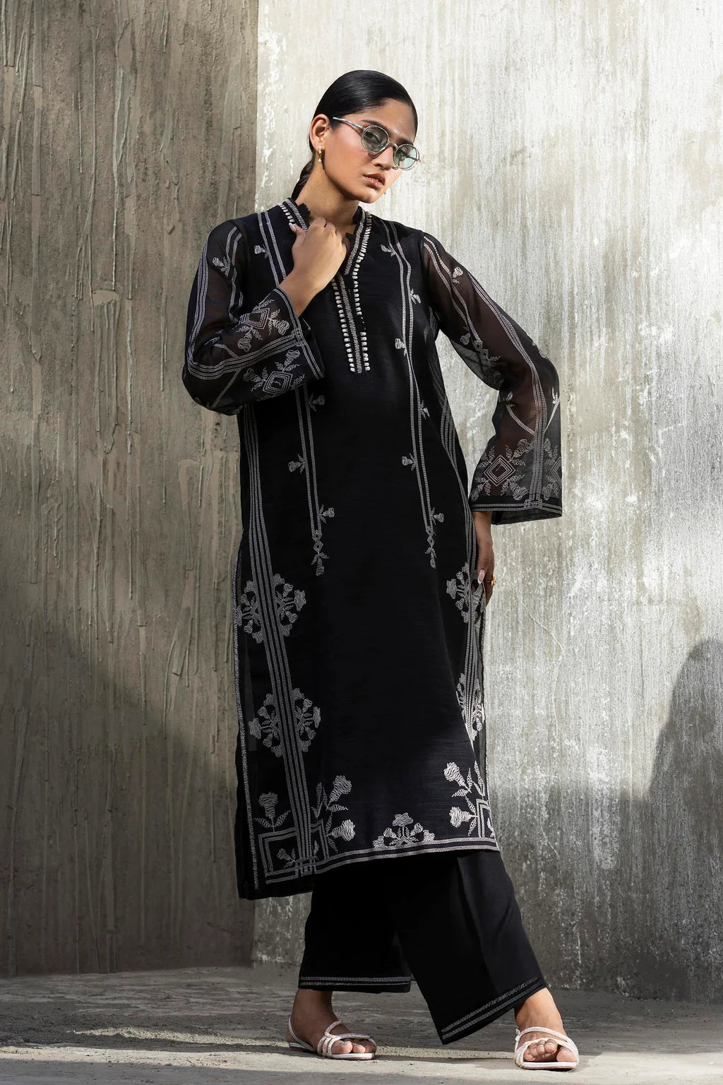 SS26SGE495P2T | Monochrome Collection | SANA SAFINAZ
