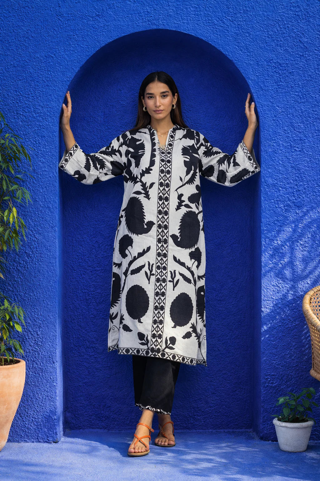 SS26BSP026P2T | Monochrome Collection | SANA SAFINAZ