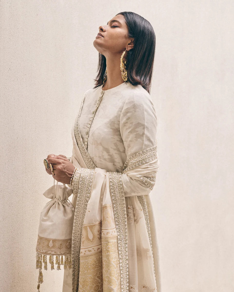 ST-023 | Sana Tata