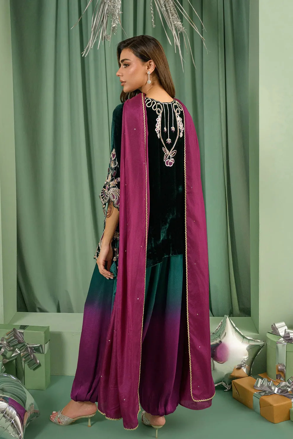 Emerald Eclair | Lustre The Velvet Glow | Flairs Studio