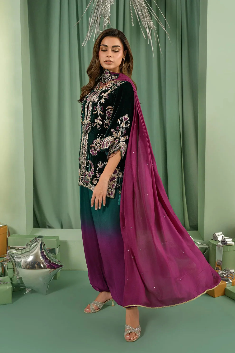 Emerald Eclair | Lustre The Velvet Glow | Flairs Studio