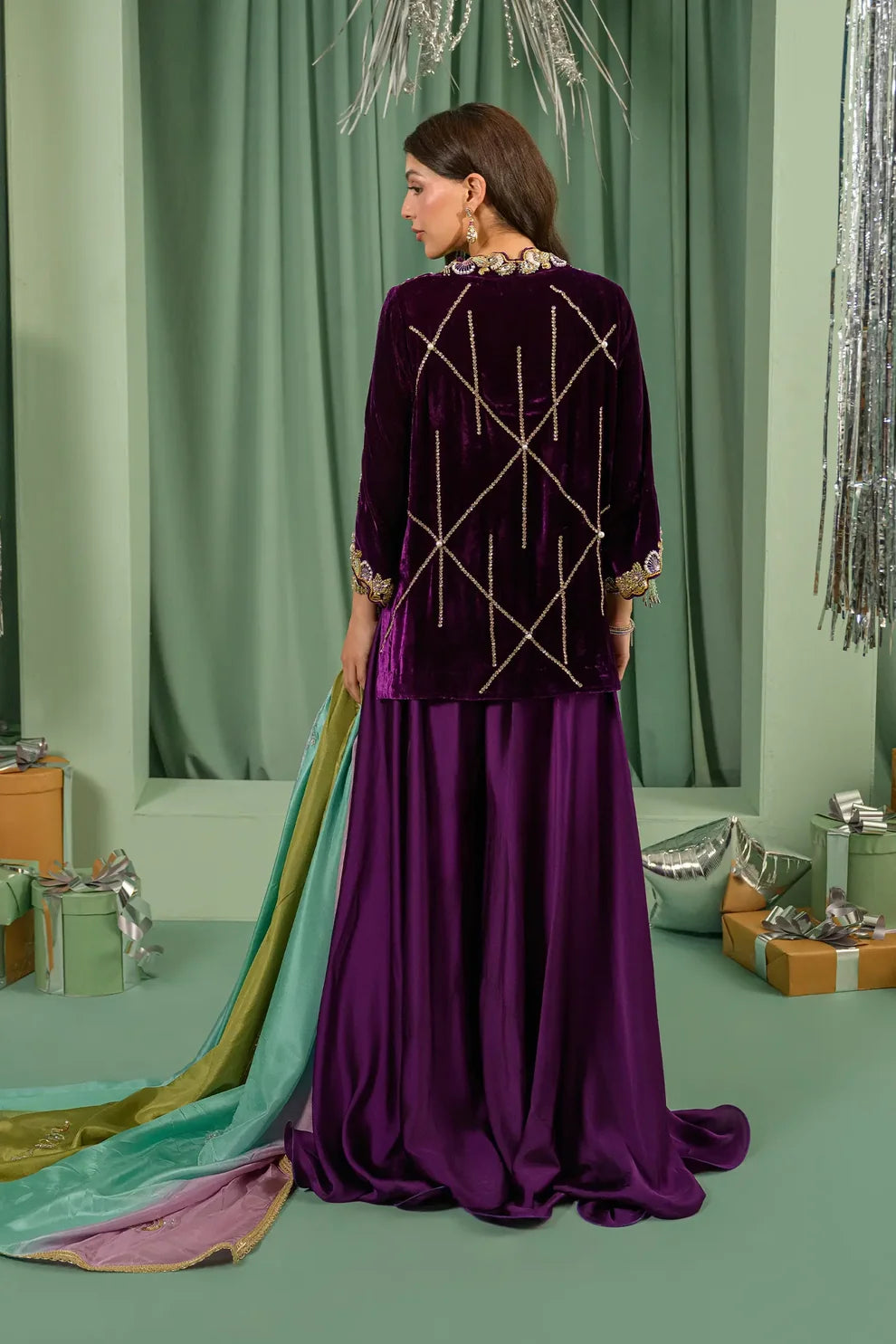 Velvet Tarte | Lustre The Velvet Glow | Flairs Studio
