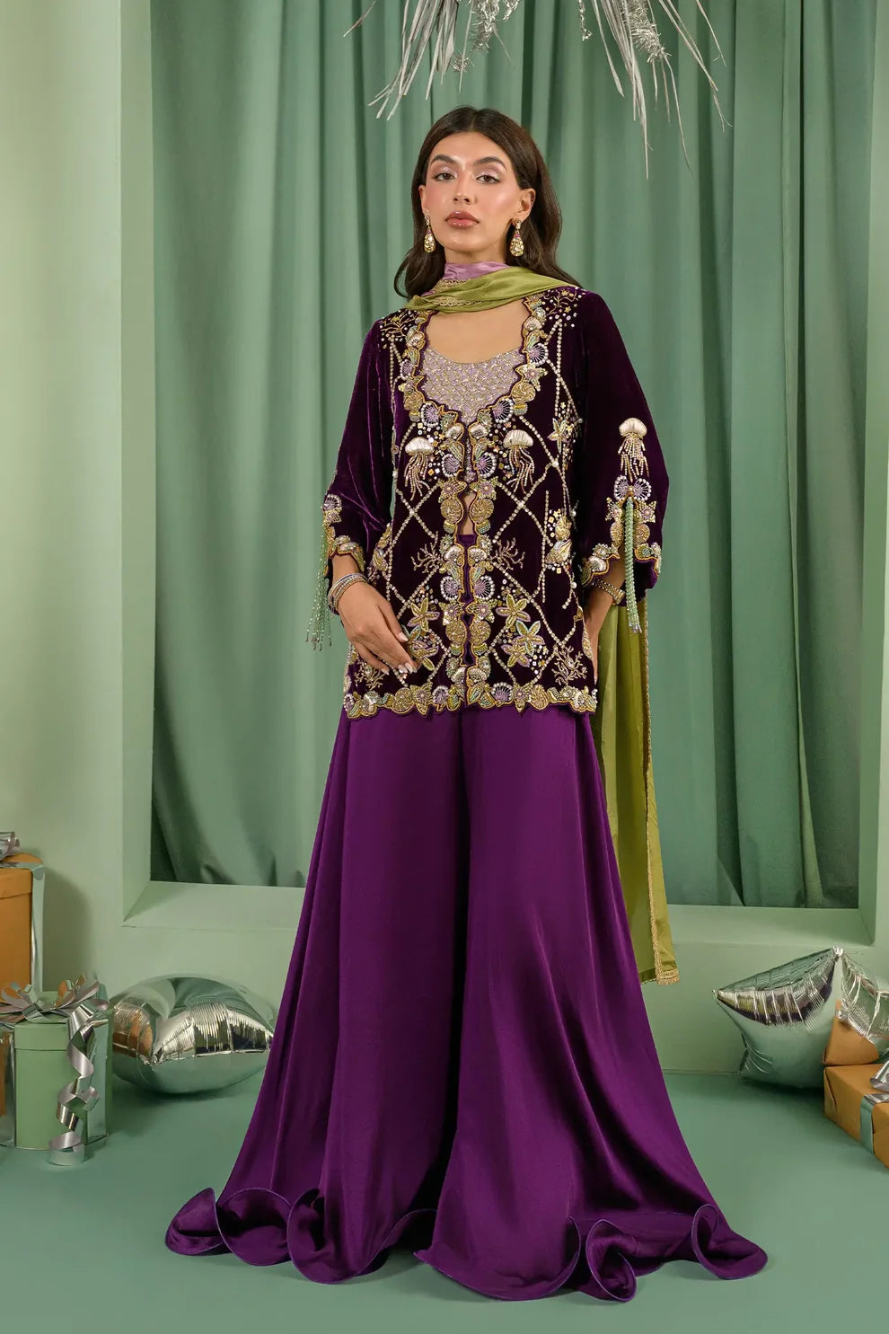 Velvet Tarte | Lustre The Velvet Glow | Flairs Studio