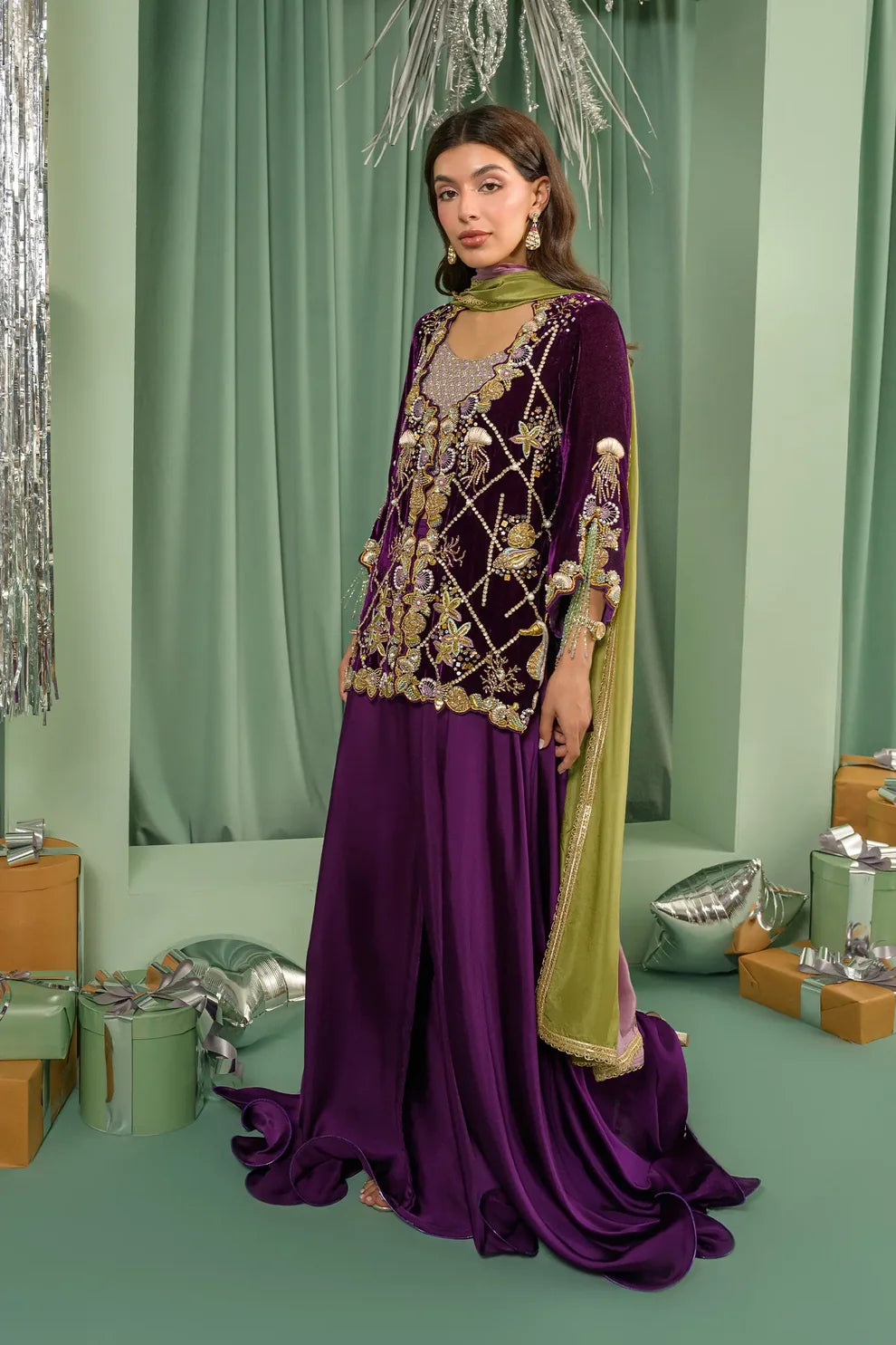 Velvet Tarte | Lustre The Velvet Glow | Flairs Studio