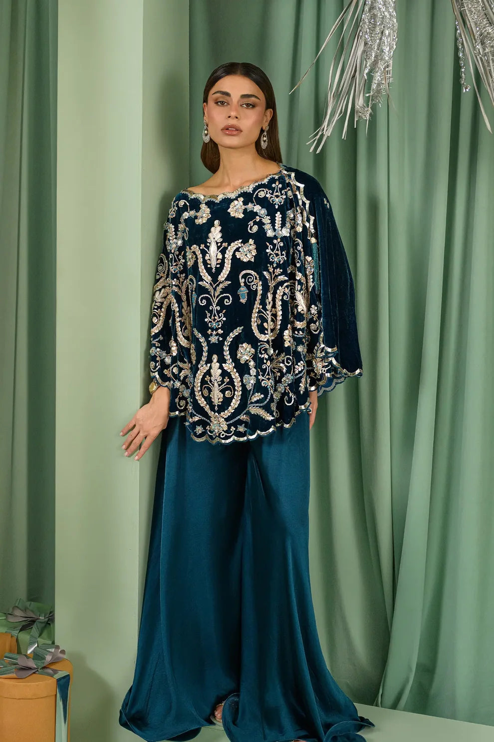 Navy Glaze | Lustre The Velvet Glow | Flairs Studio
