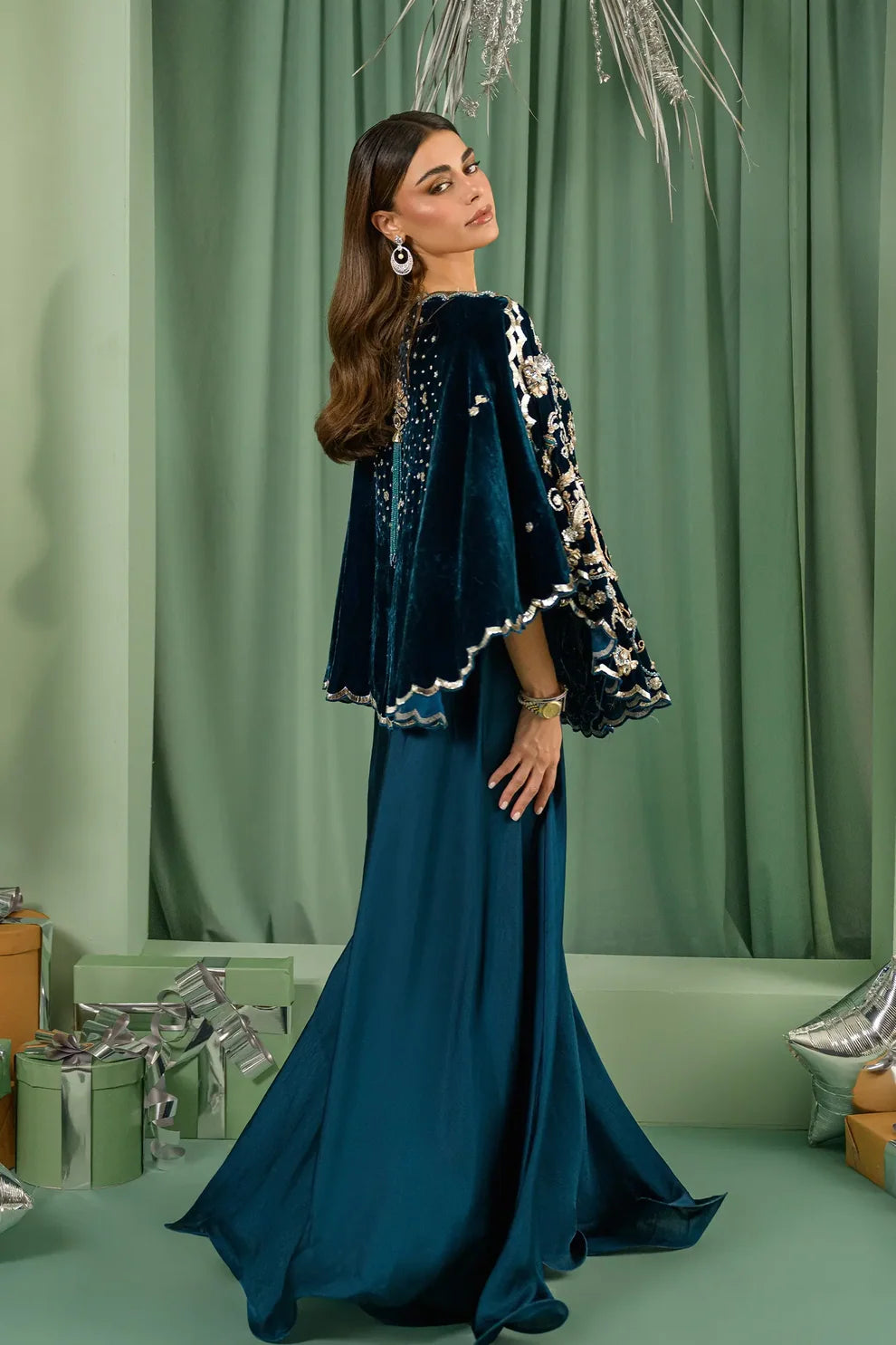 Navy Glaze | Lustre The Velvet Glow | Flairs Studio
