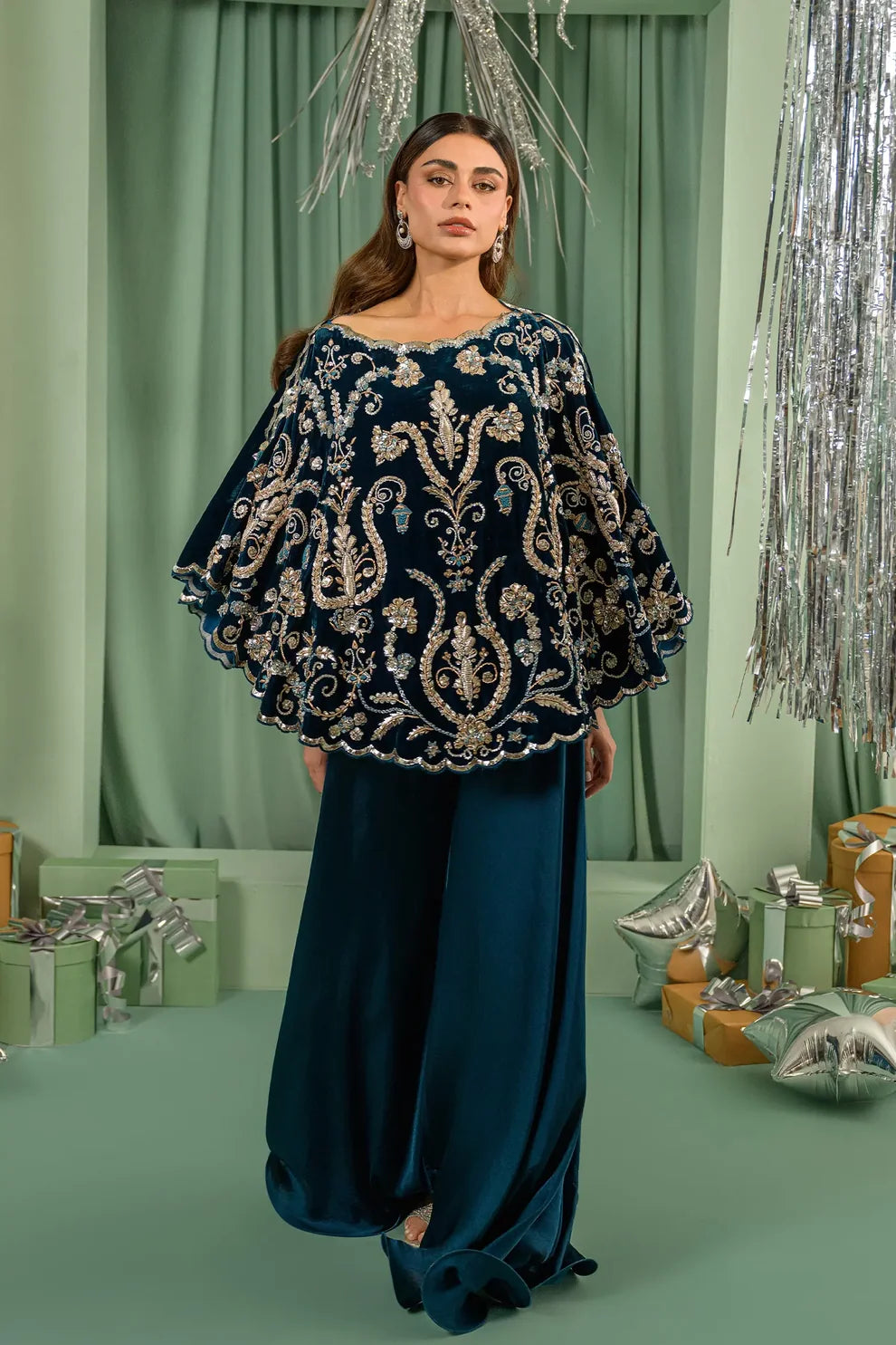 Navy Glaze | Lustre The Velvet Glow | Flairs Studio