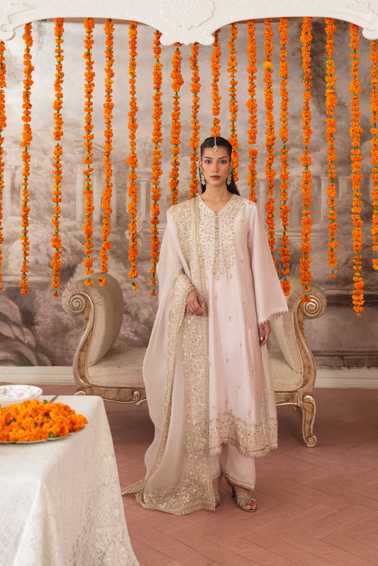 AMAIRA | Festive Formals | Aghanoor Bridal