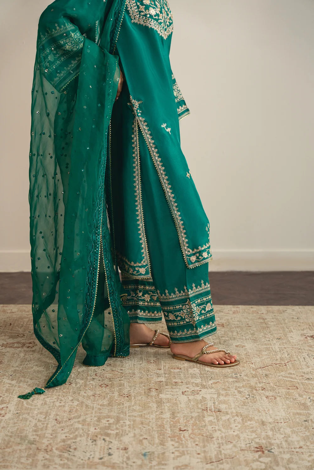 KHUSH RANG | Festive Formals | Aghanoor Bridal
