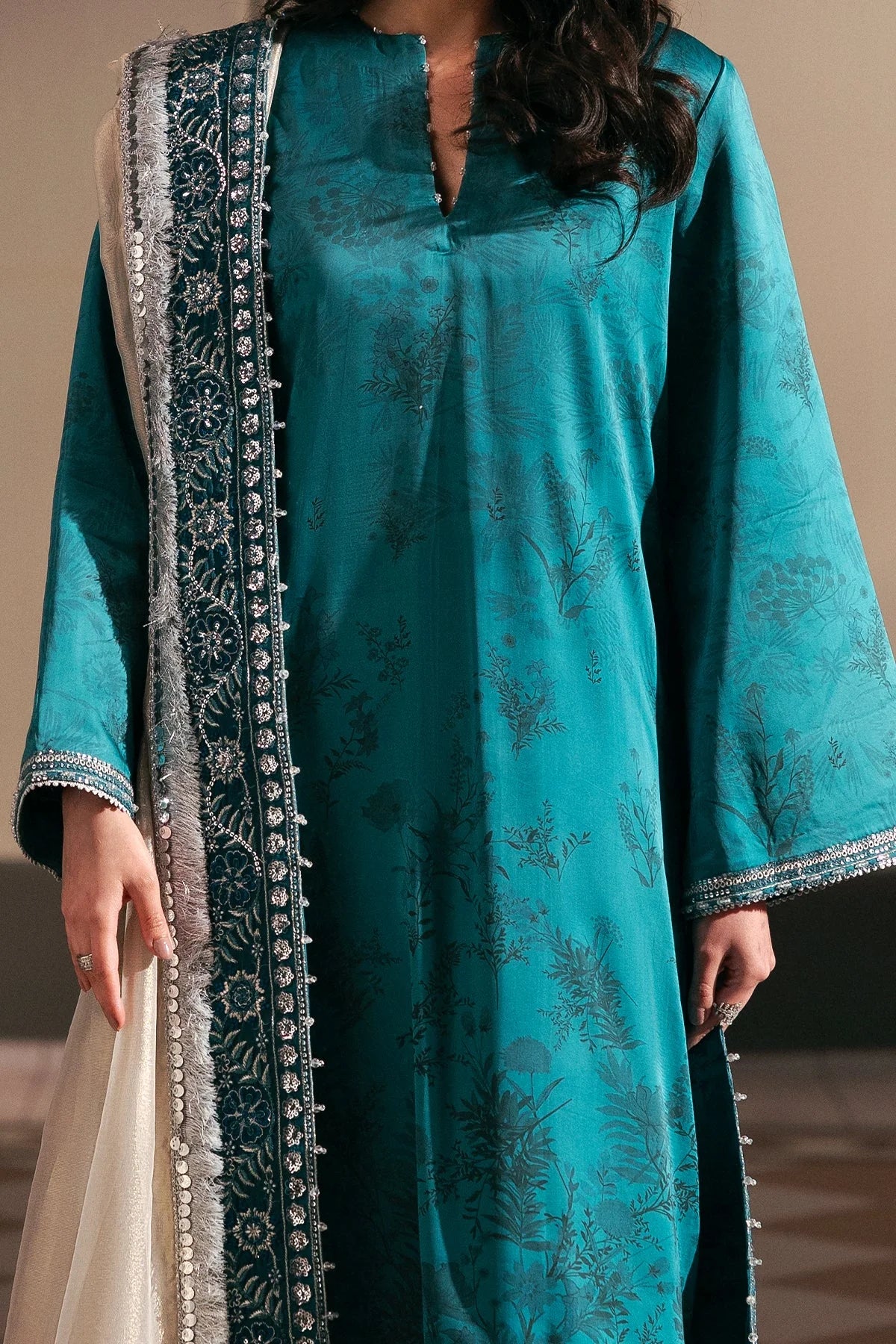 VELOURAL | SILK MUSE ‘26 | AFROZEH