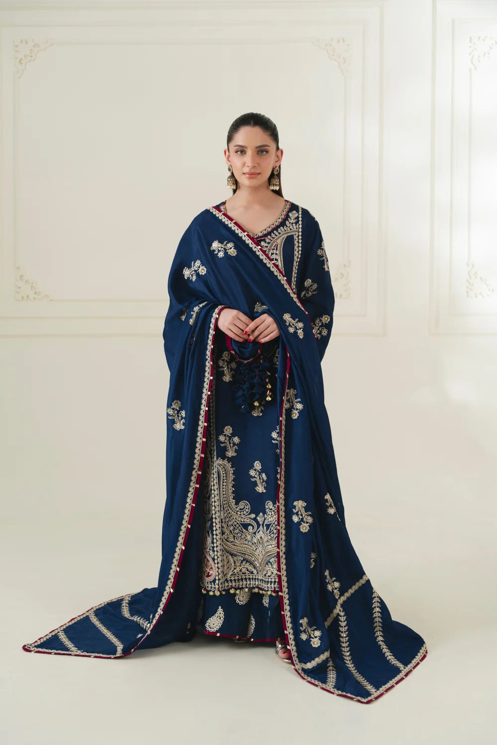 ELISE NAAZ | Festive Formals | Aghanoor Bridal