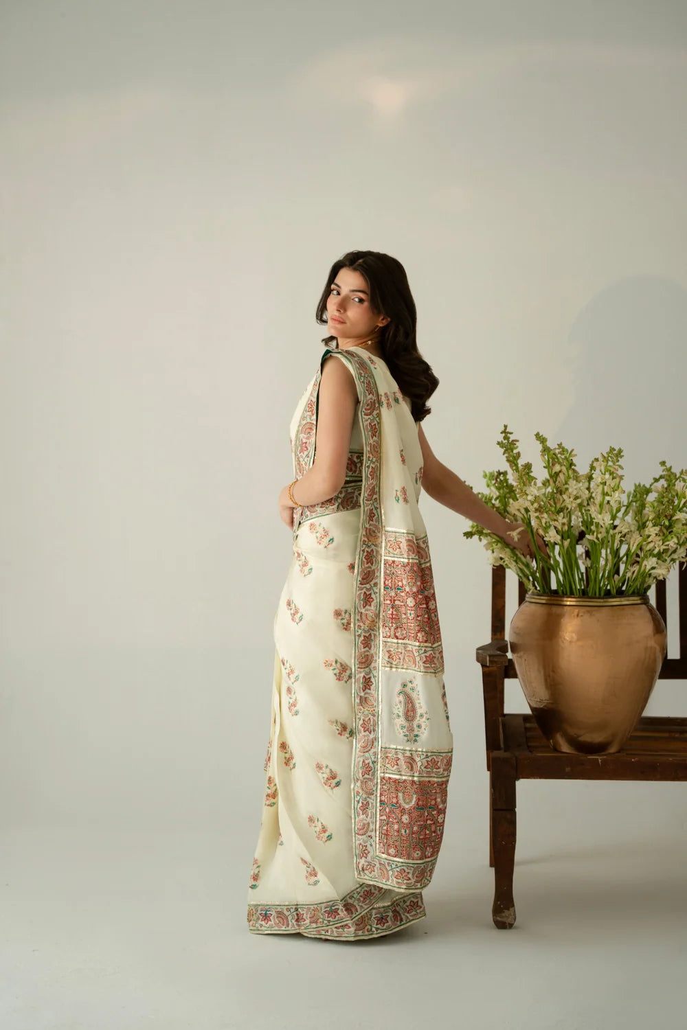 SAHEERA SAREE | Festive Formals | Aghanoor Bridal