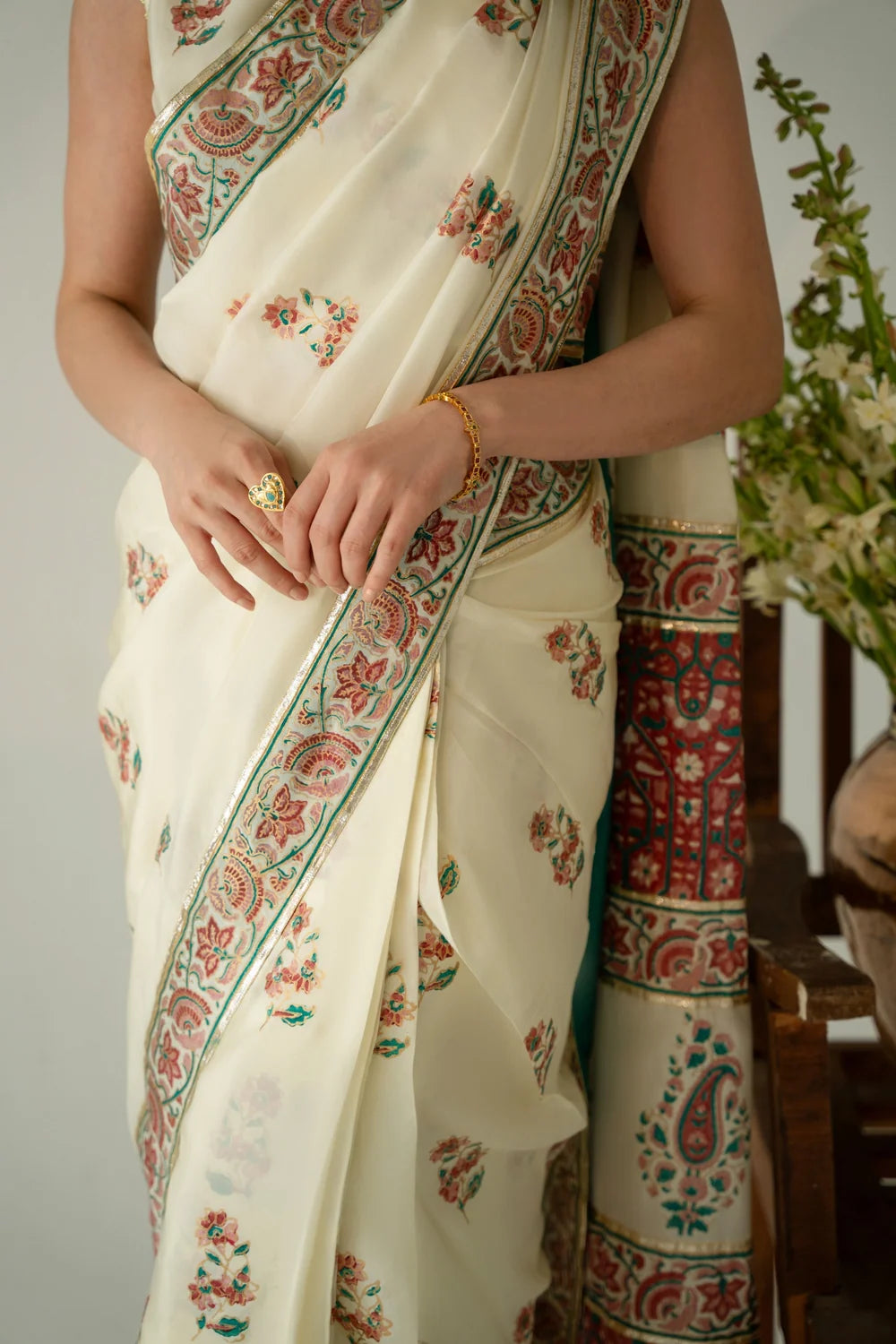 SAHEERA SAREE | Festive Formals | Aghanoor Bridal