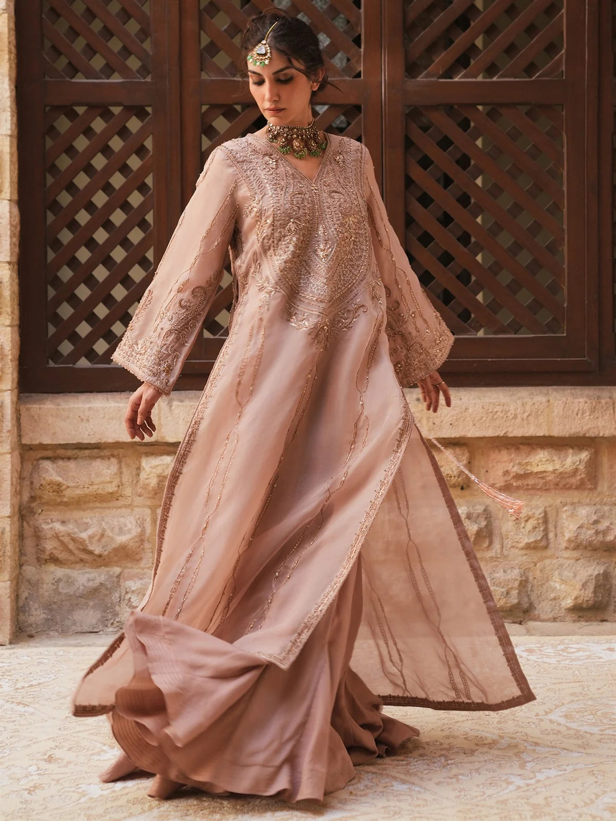 SIDE SLIT & INNERKALI | DEMI COUTURE | MISHA LAKHANI