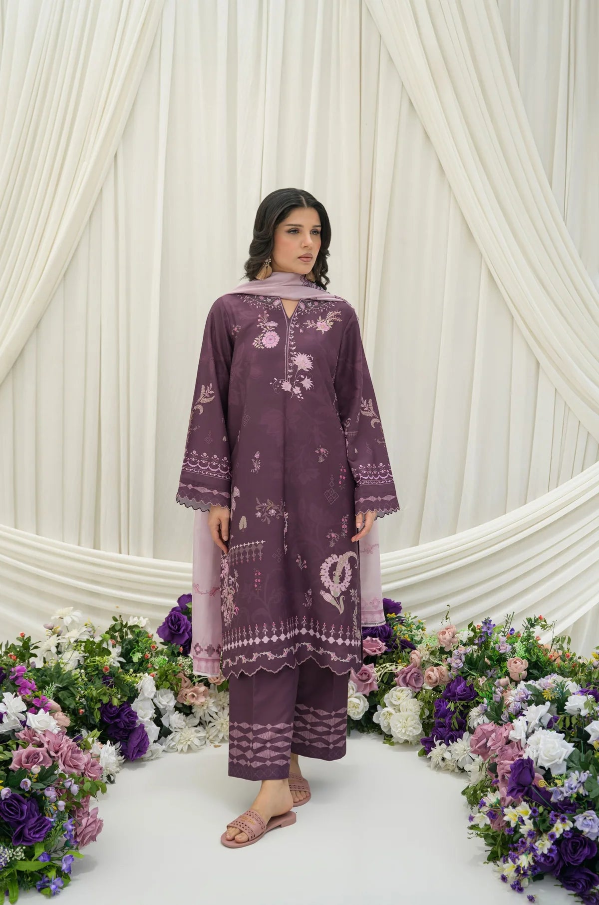 IZNIC | LAWN VOLUME I | NIMRAH HAFSA