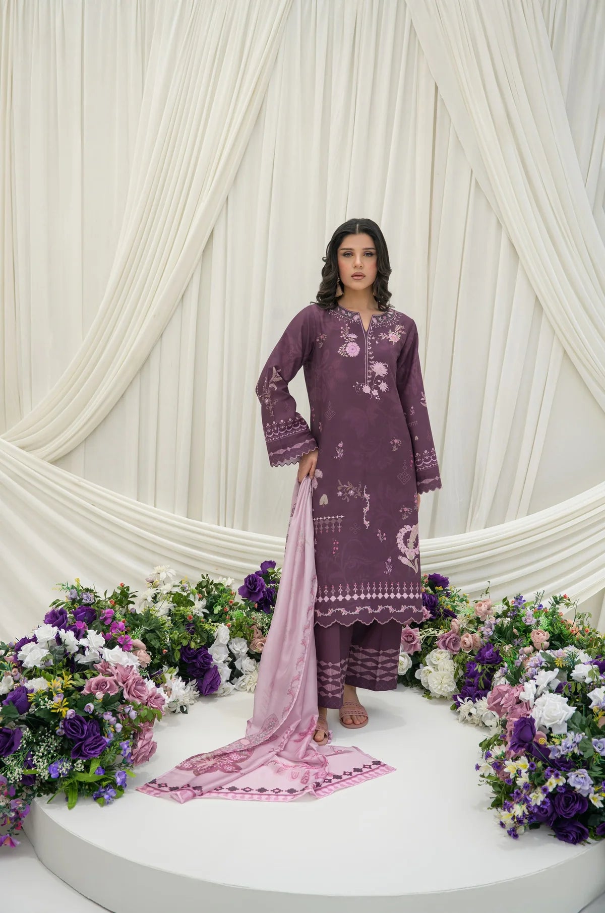 IZNIC | LAWN VOLUME I | NIMRAH HAFSA