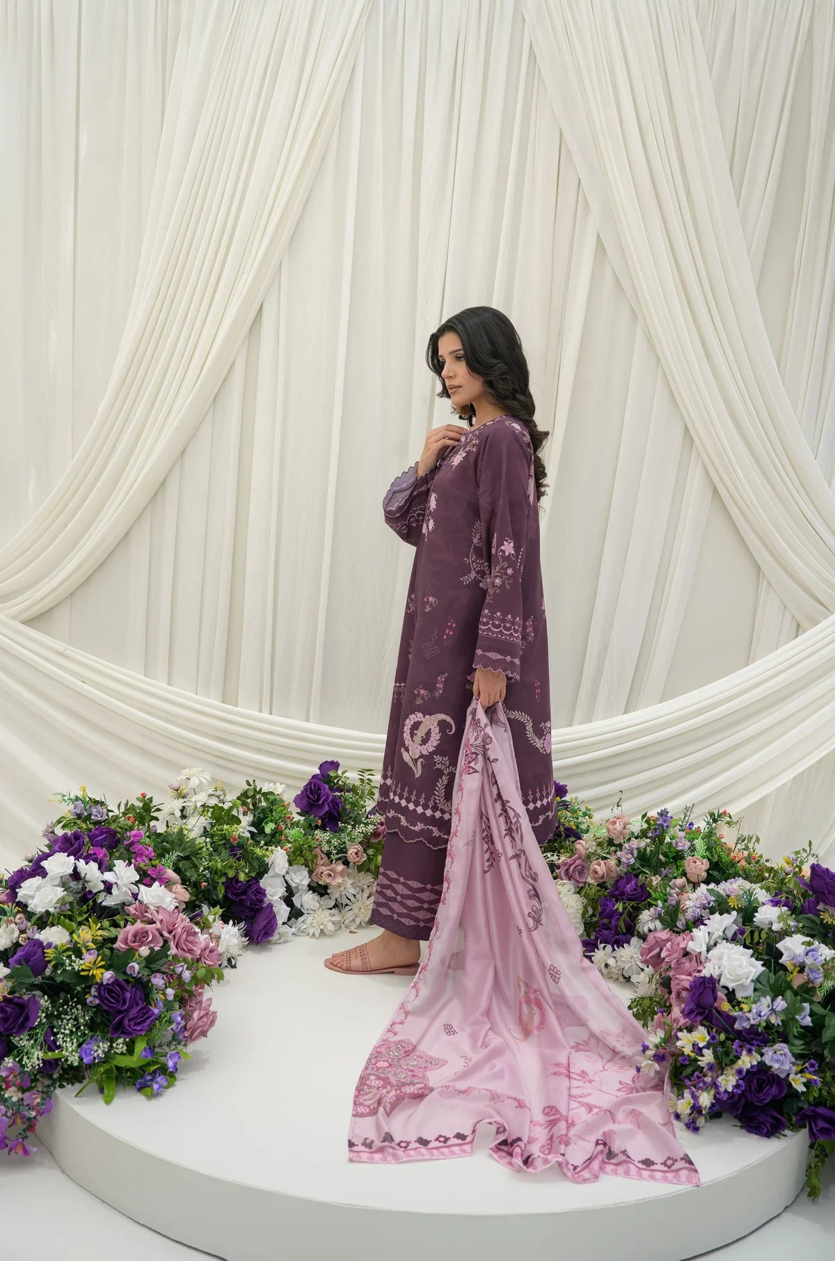 IZNIC | LAWN VOLUME I | NIMRAH HAFSA
