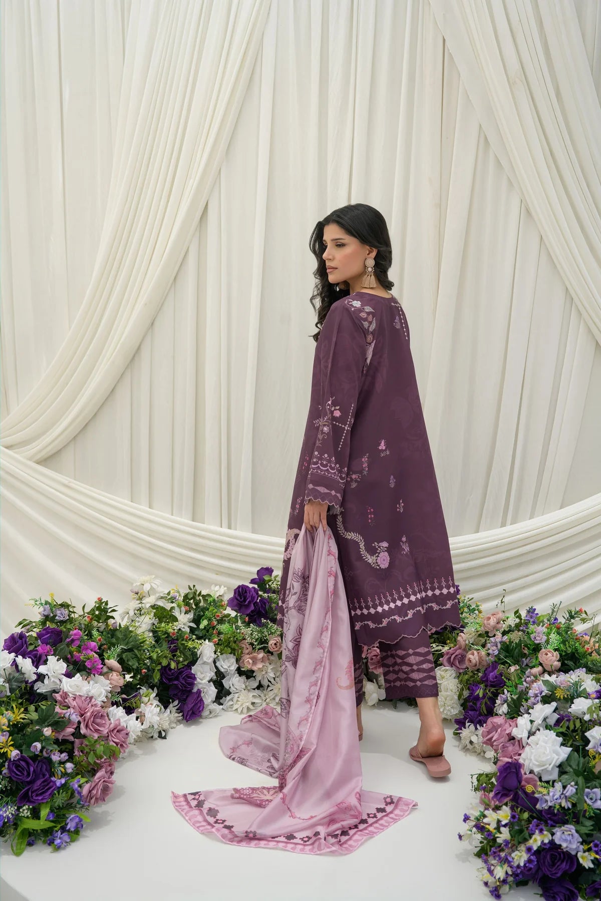 IZNIC | LAWN VOLUME I | NIMRAH HAFSA