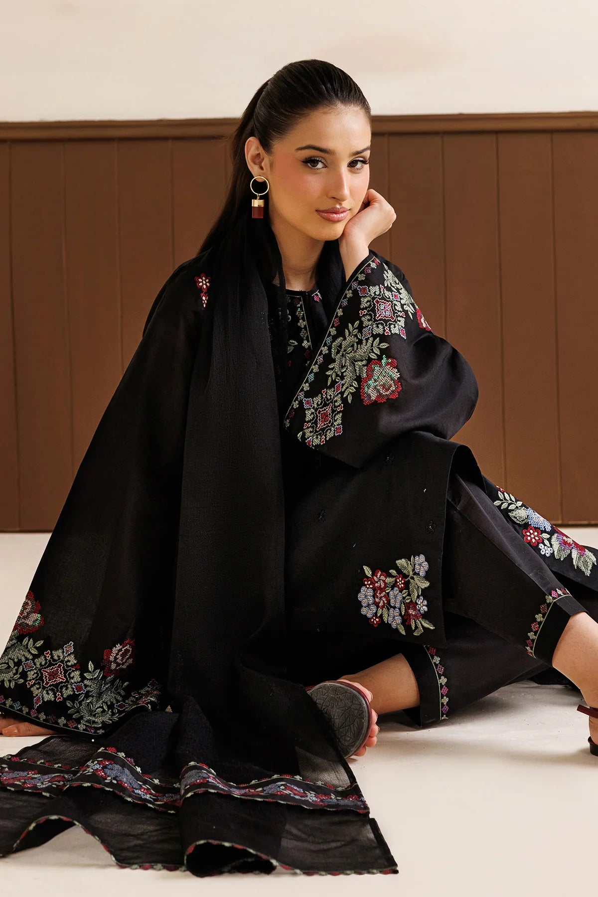 ESPR1338 | New In | Baroque