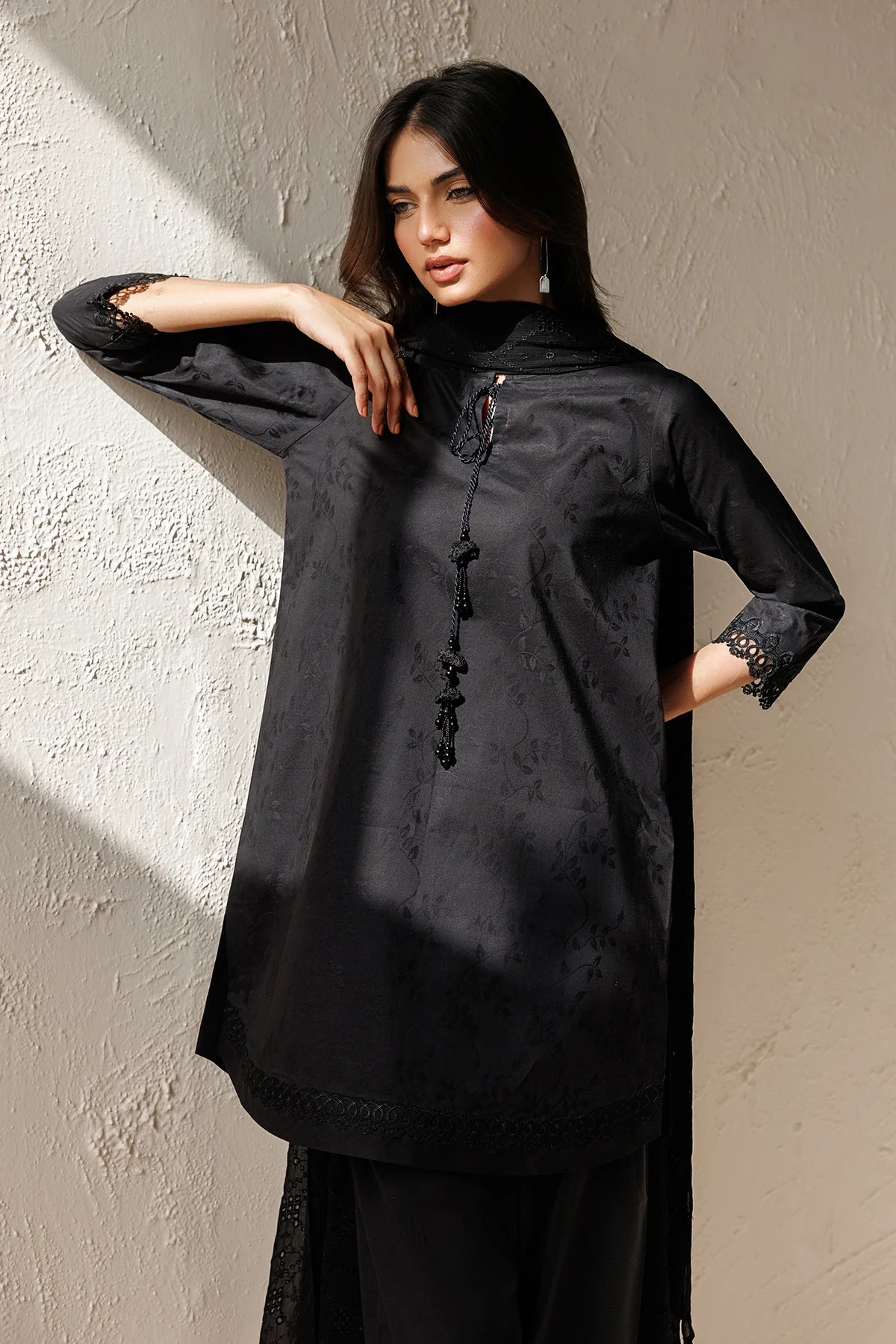 ESPR1375 | New In | Baroque