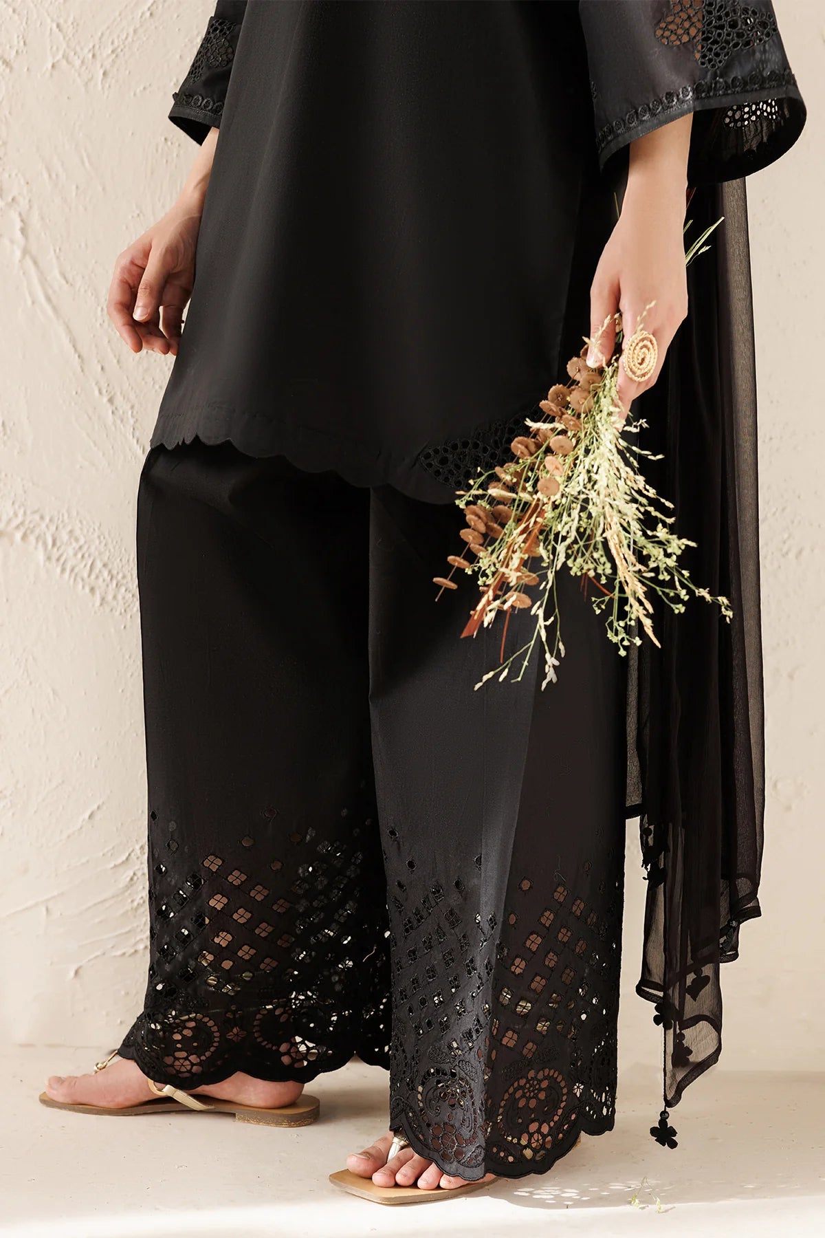 ESPR1376 | New In | Baroque