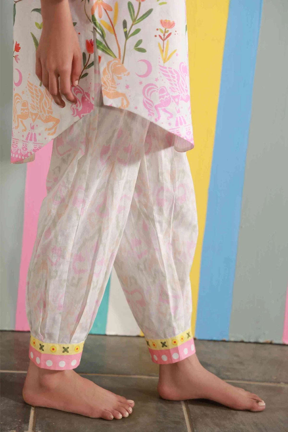 PINK CAROUSEL | Studio Mehr