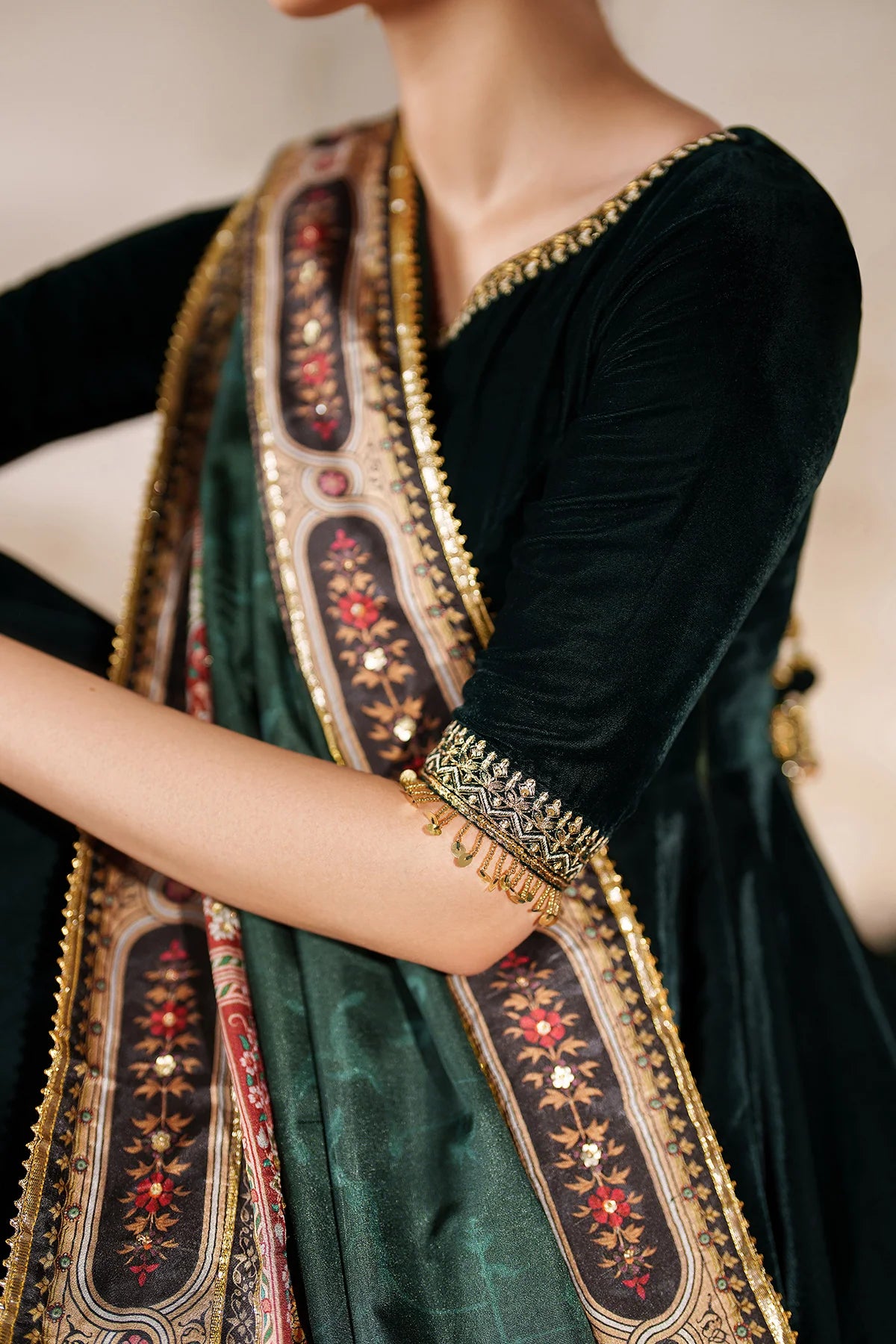 EVPR1208 | Ready To Wear | Baroque