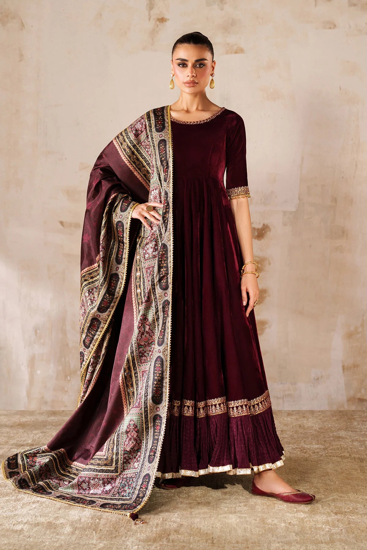 EVPR1207 | Ready To Wear | Baroque