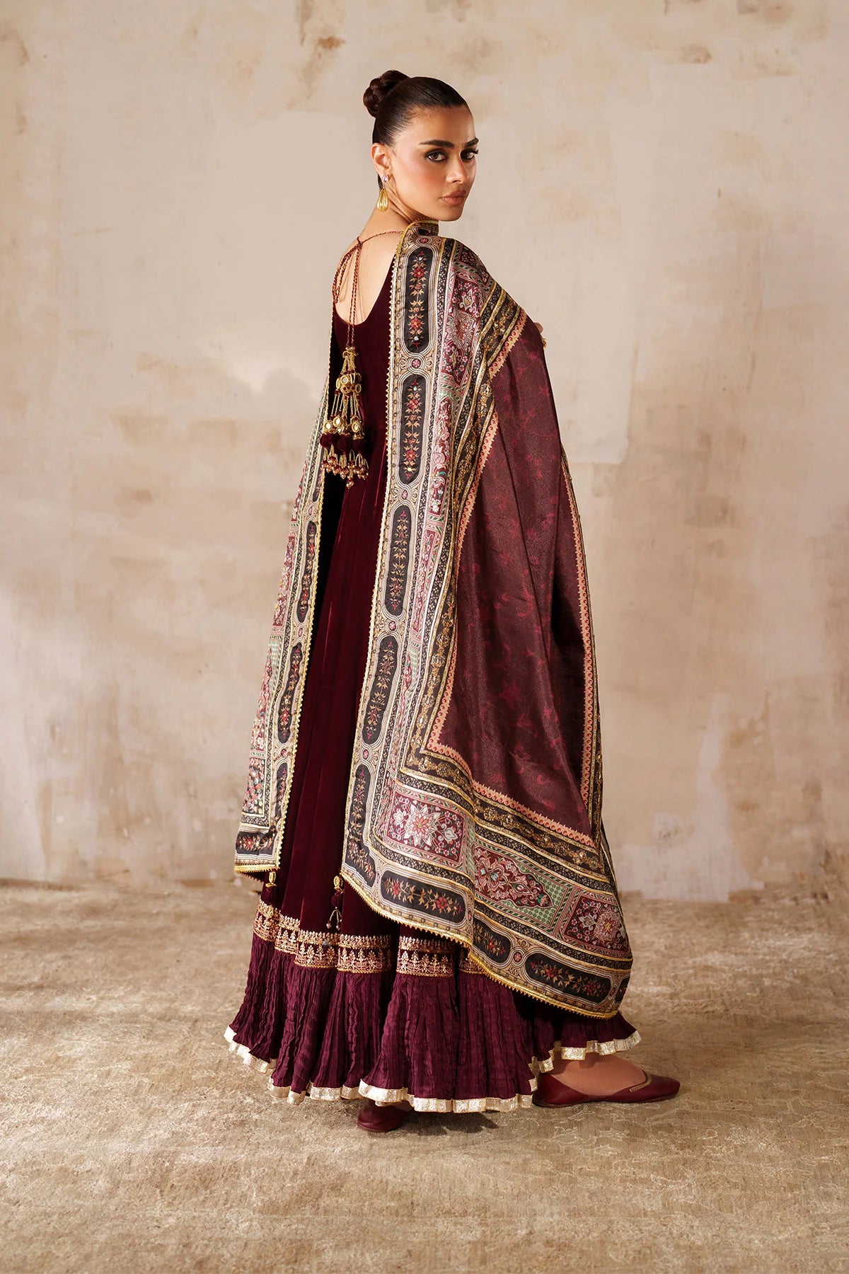 EVPR1207 | Ready To Wear | Baroque