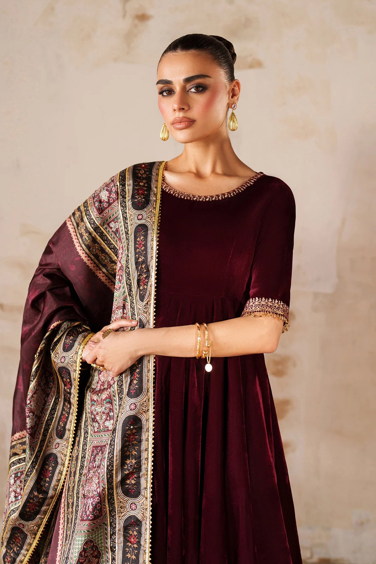 EVPR1207 | Ready To Wear | Baroque