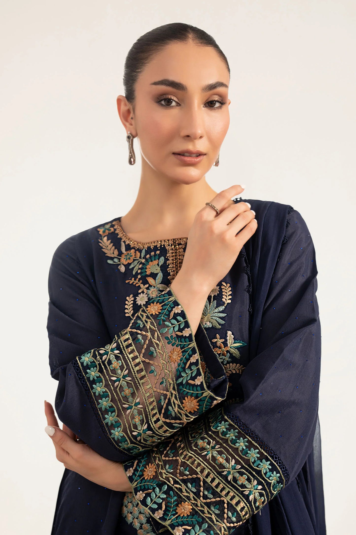 DW-PF26-19-Blue | Desi Summer Pie | MARIA.B