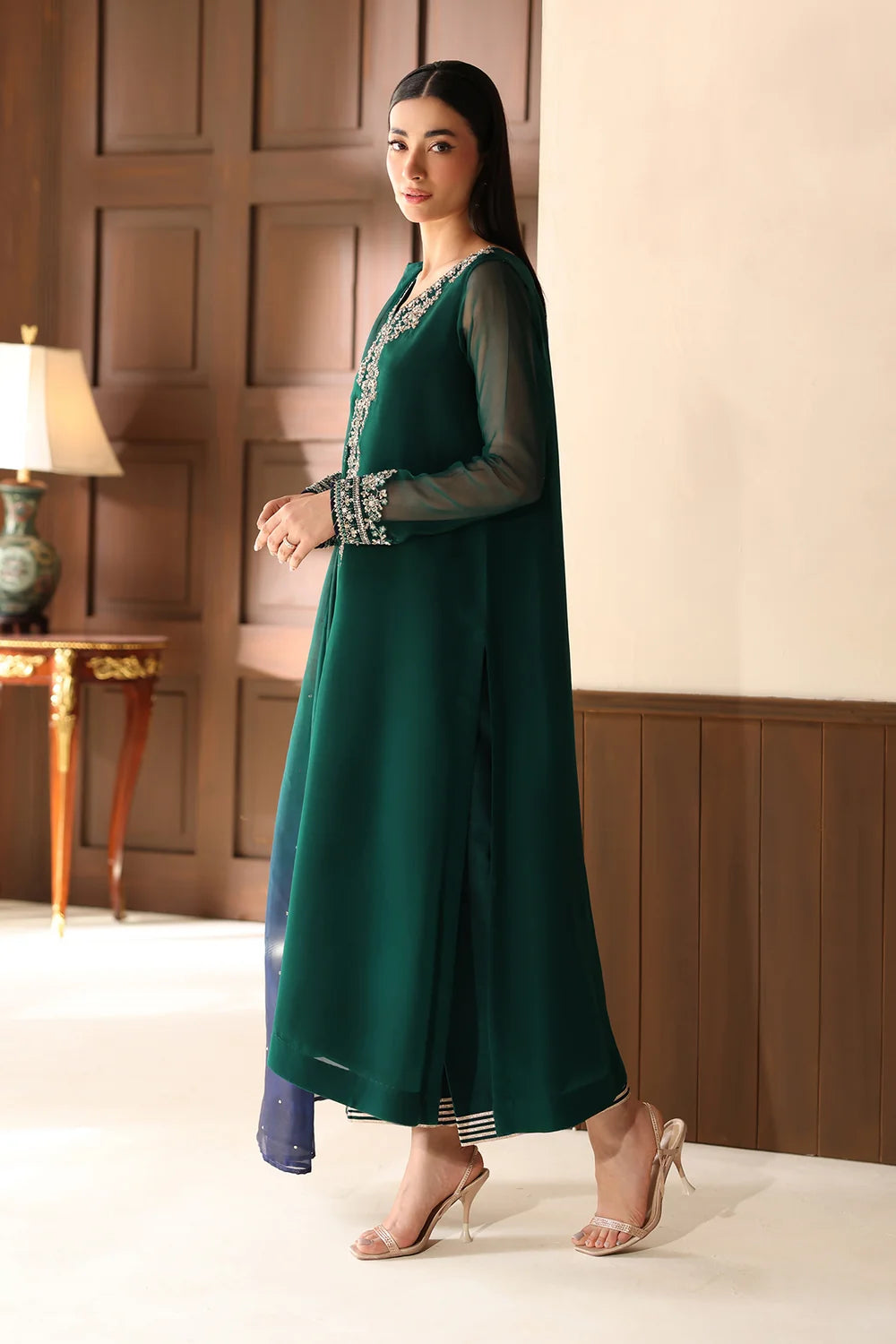 EFPR1361 | Ready To Wear | Baroque