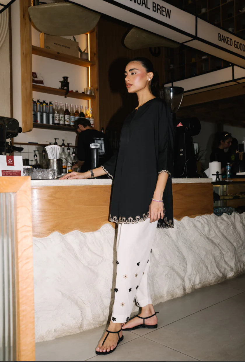 ARLO SET | Monochrome '26 | Solids Official