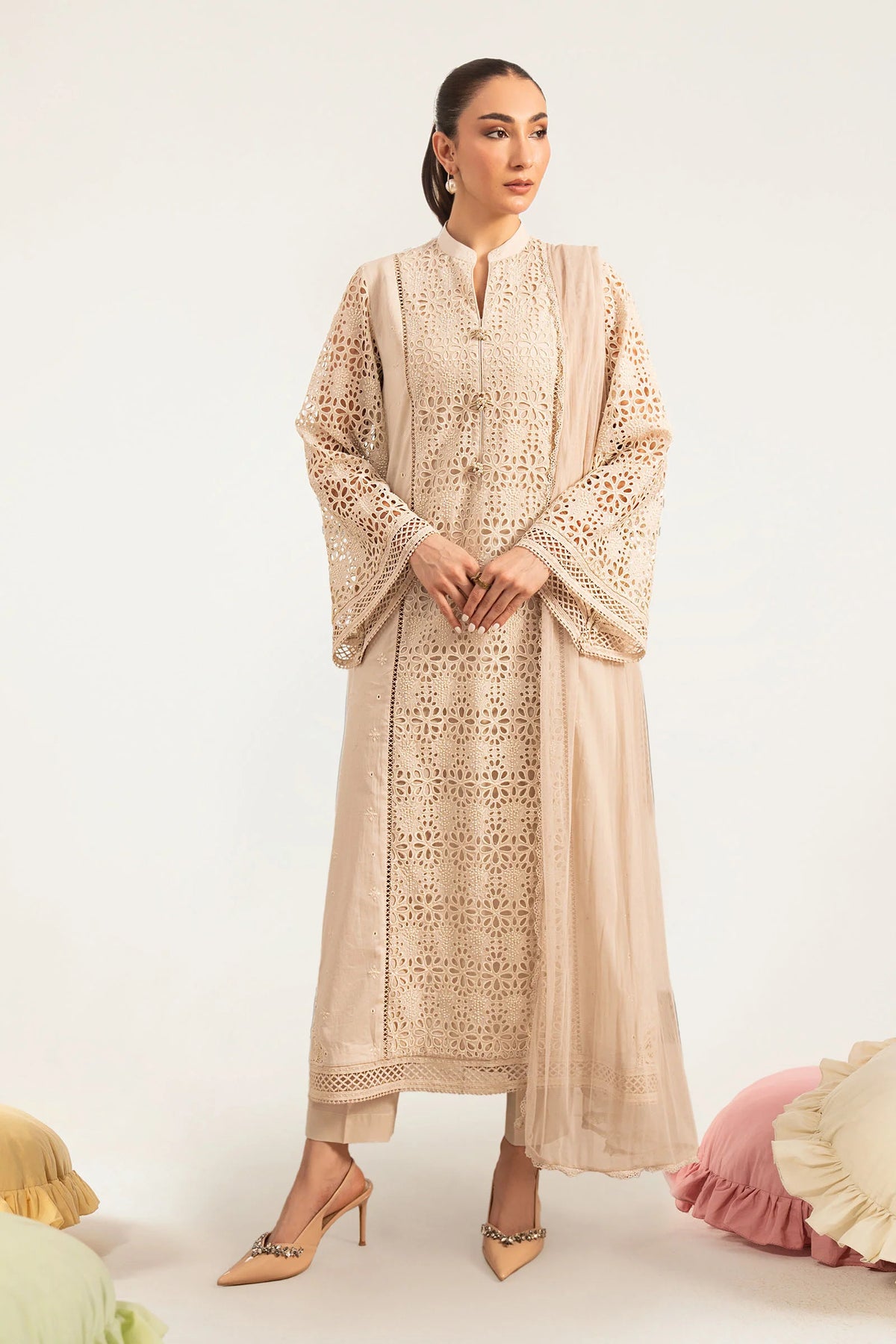 DW-PF26-18-BEIGE | Desi Summer Pie | MARIA.B