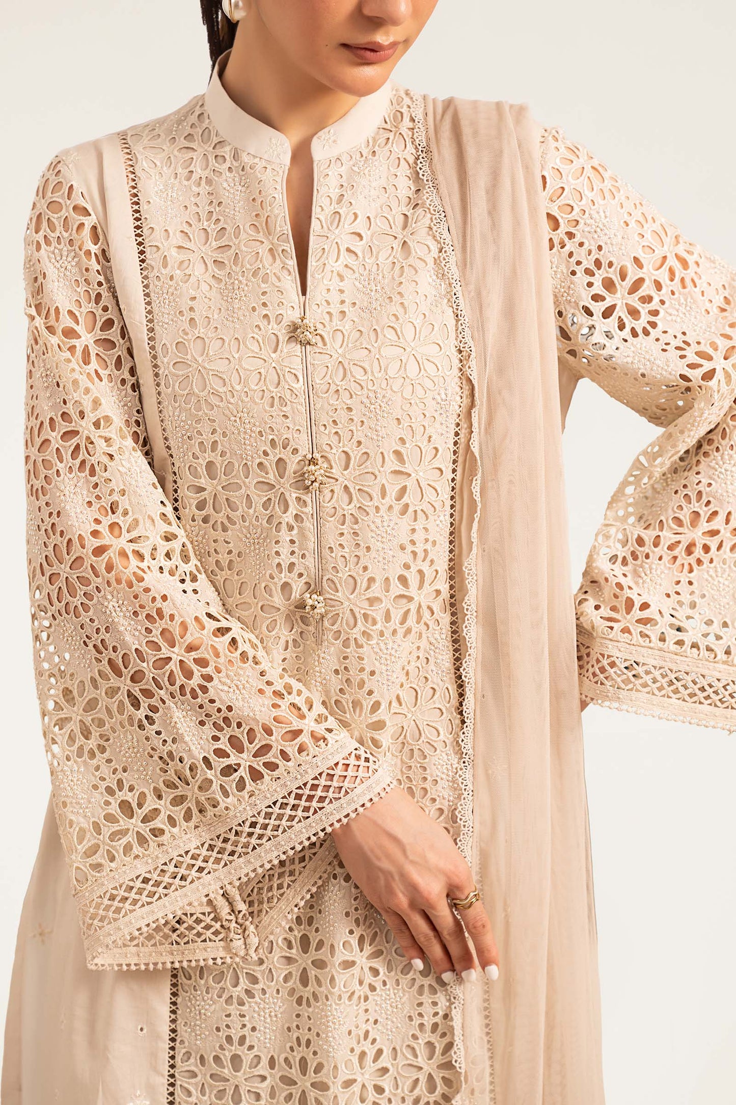 DW-PF26-18-BEIGE | Desi Summer Pie | MARIA.B