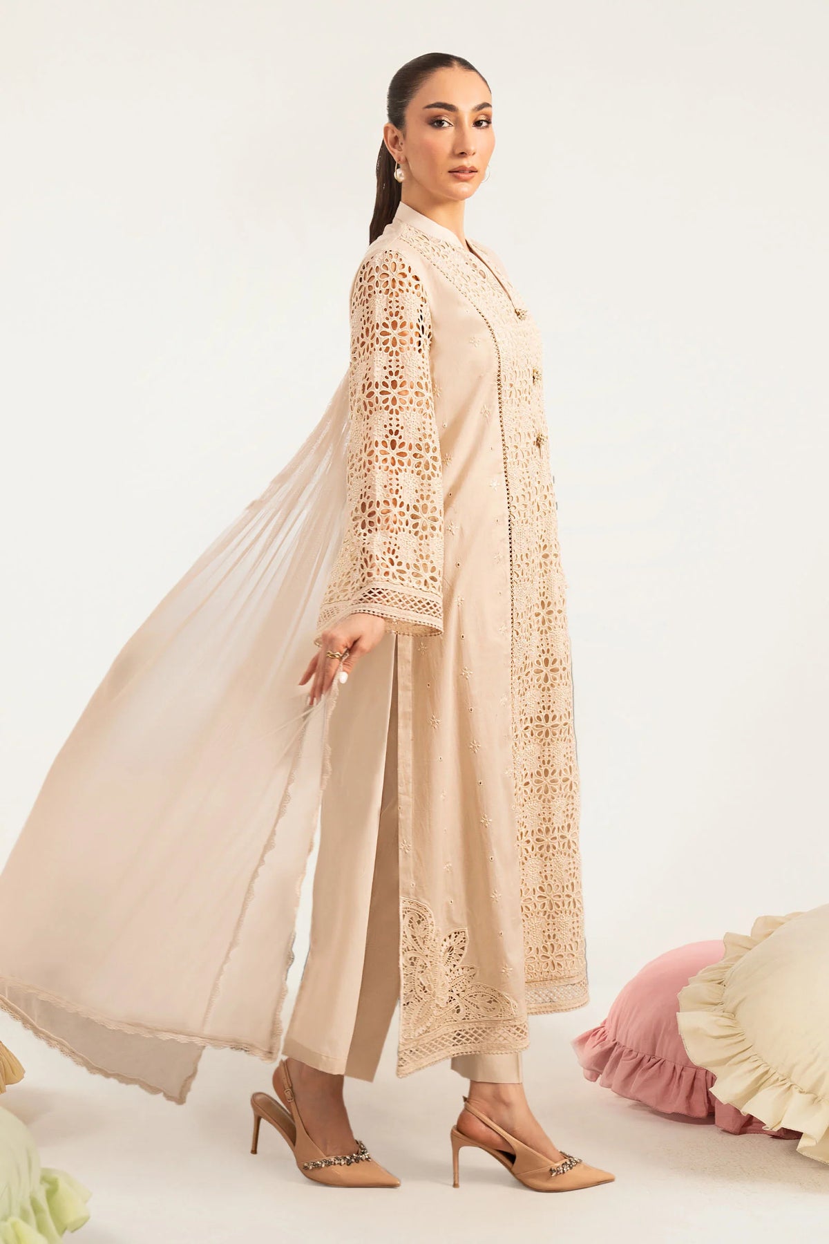 DW-PF26-18-BEIGE | Desi Summer Pie | MARIA.B