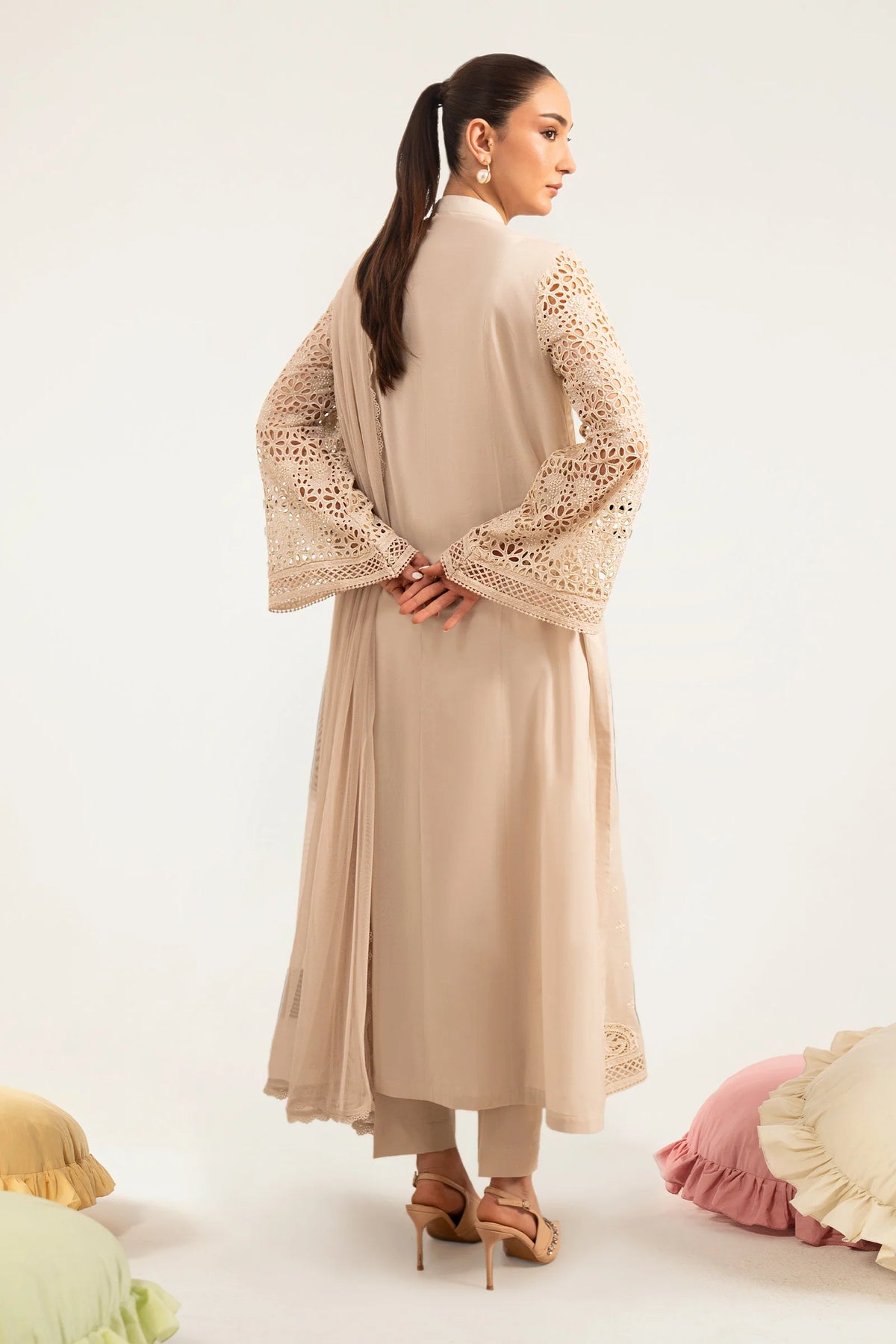 DW-PF26-18-BEIGE | Desi Summer Pie | MARIA.B