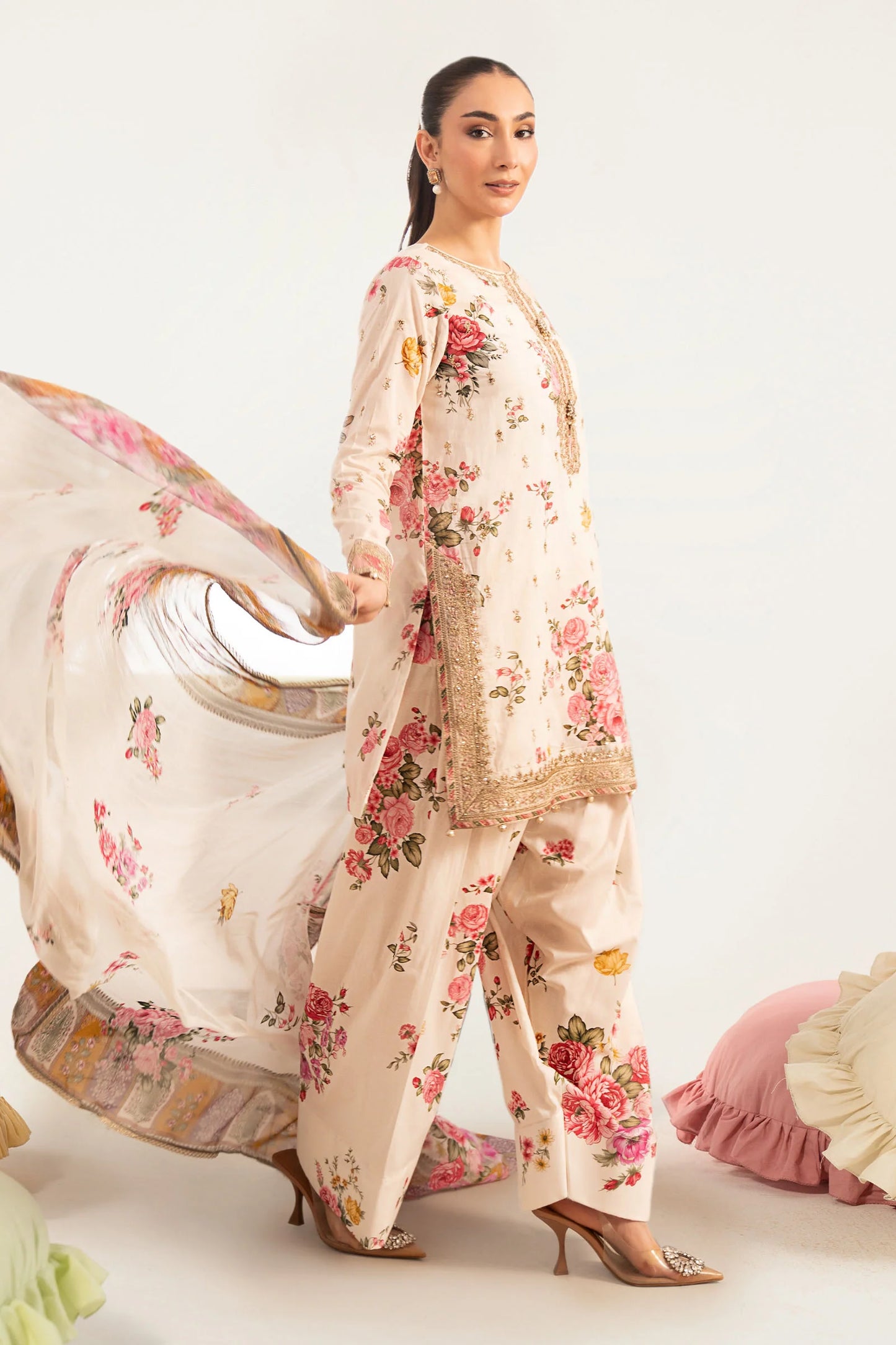 DW-PF26-10-Off White | Desi Summer Pie | MARIA.B