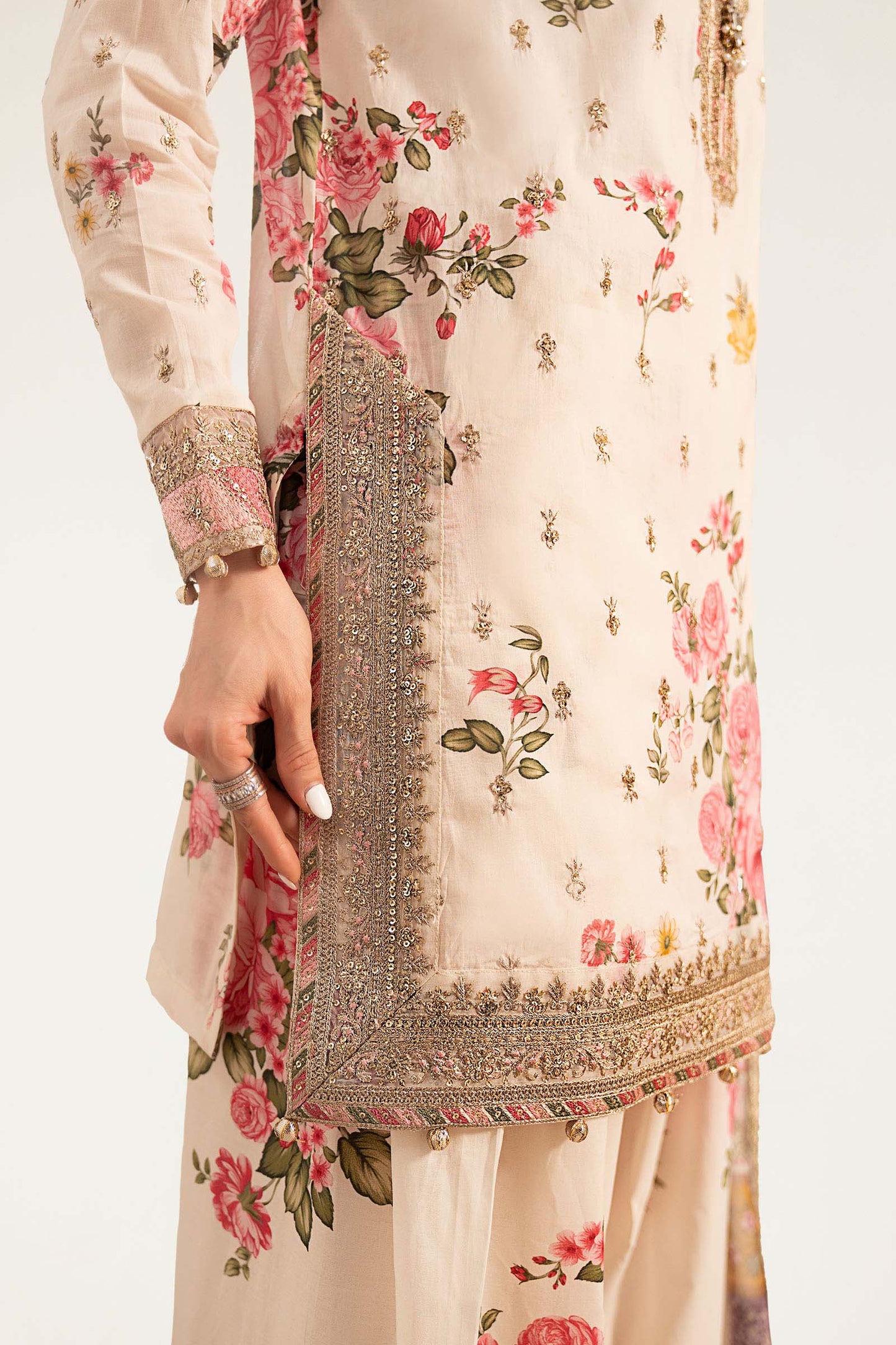 DW-PF26-10-Off White | Desi Summer Pie | MARIA.B