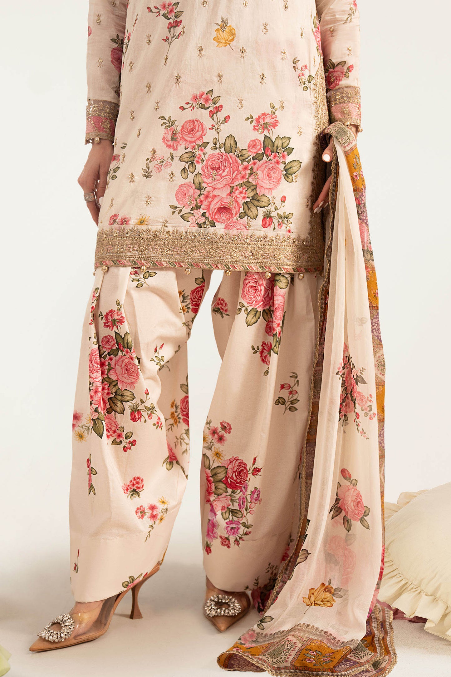 DW-PF26-10-Off White | Desi Summer Pie | MARIA.B
