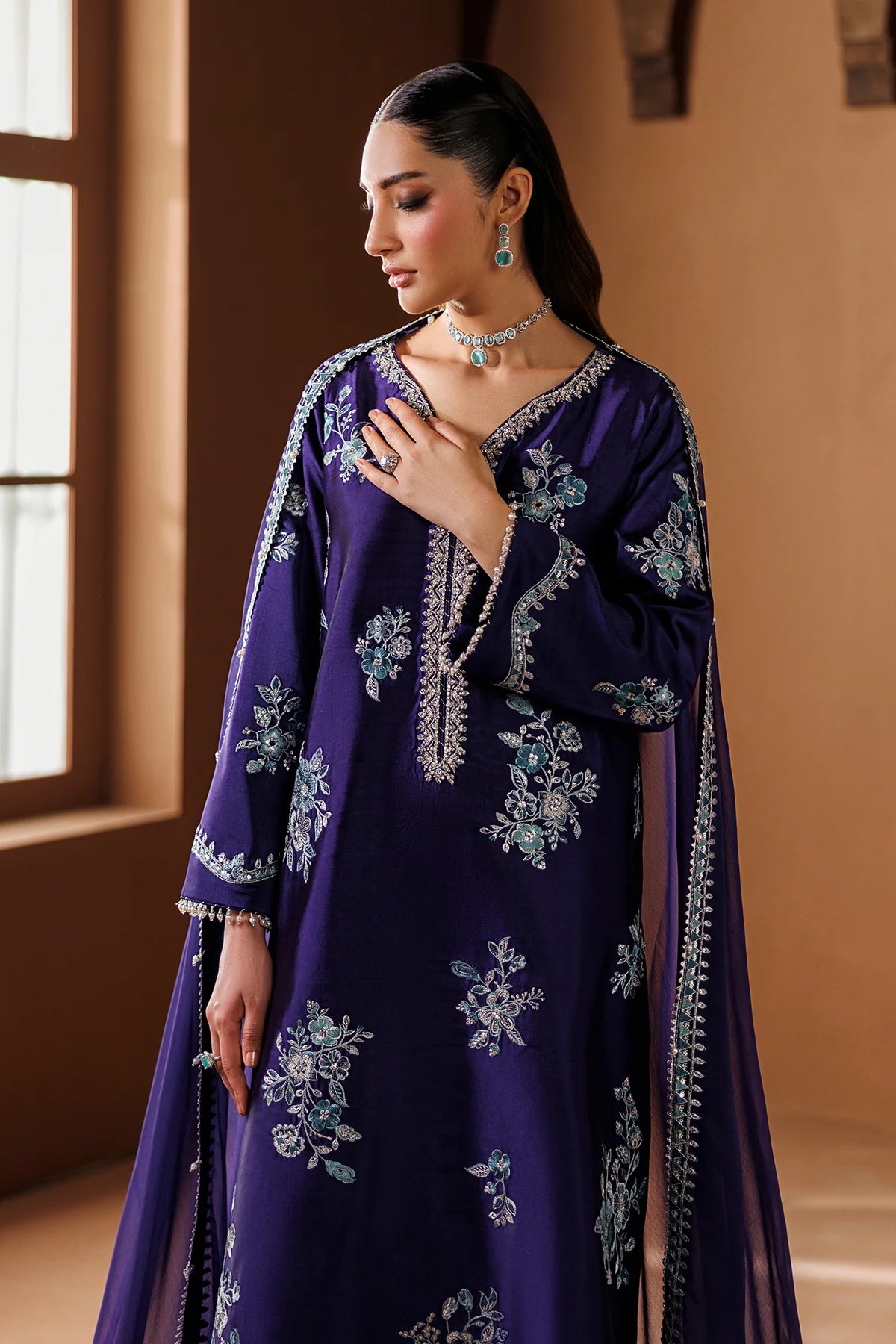 EFPR1284 | Ready To Wear | Baroque