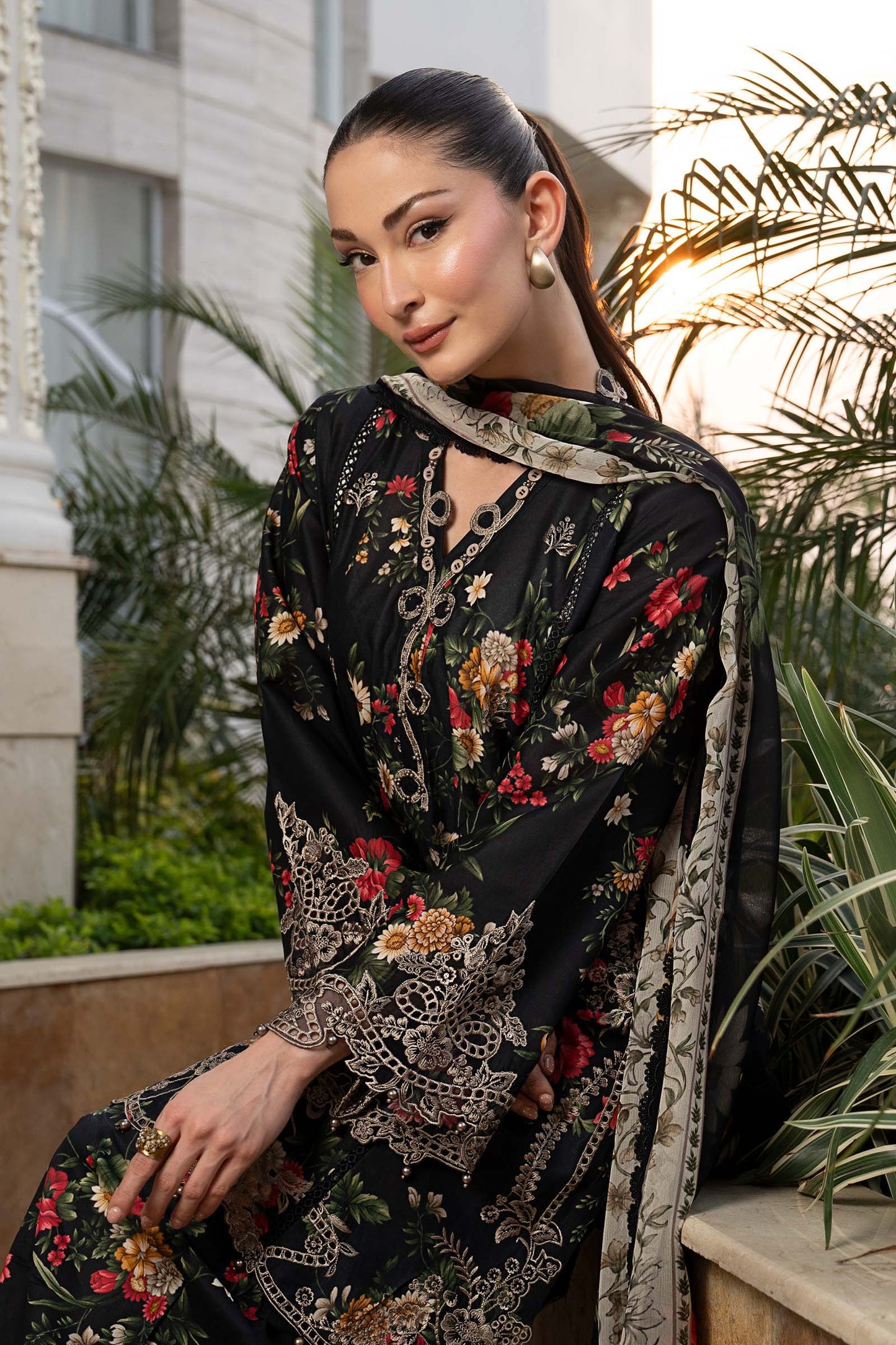 DW-PF26-03-Black | Desi Summer Pie | MARIA.B