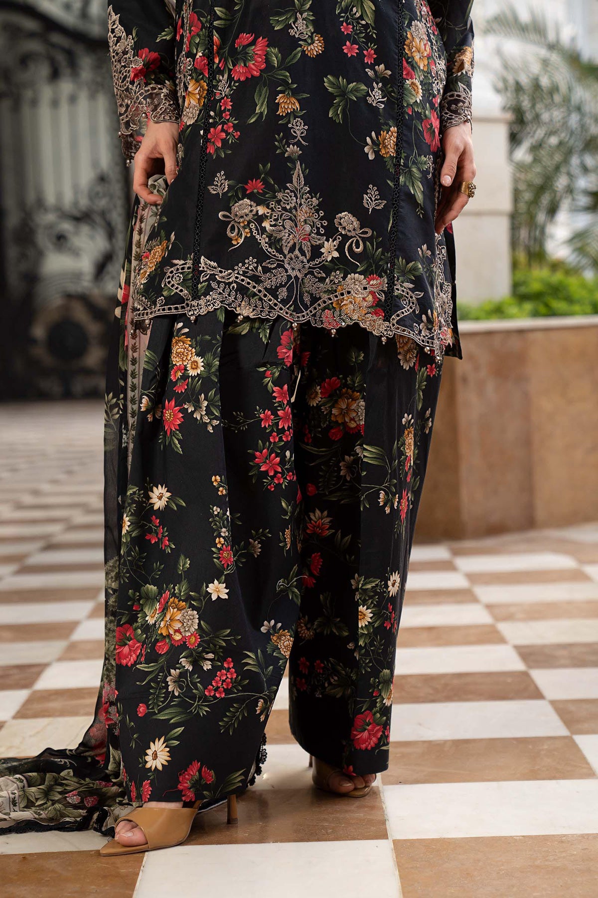 DW-PF26-03-Black | Desi Summer Pie | MARIA.B