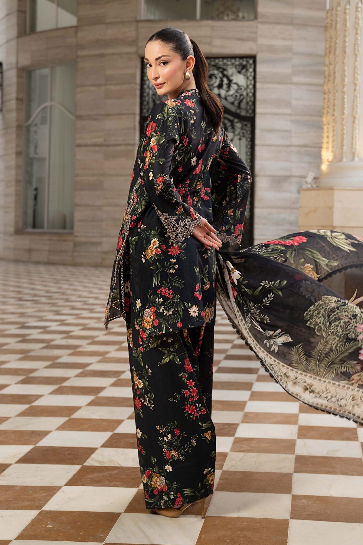 DW-PF26-03-Black | Desi Summer Pie | MARIA.B