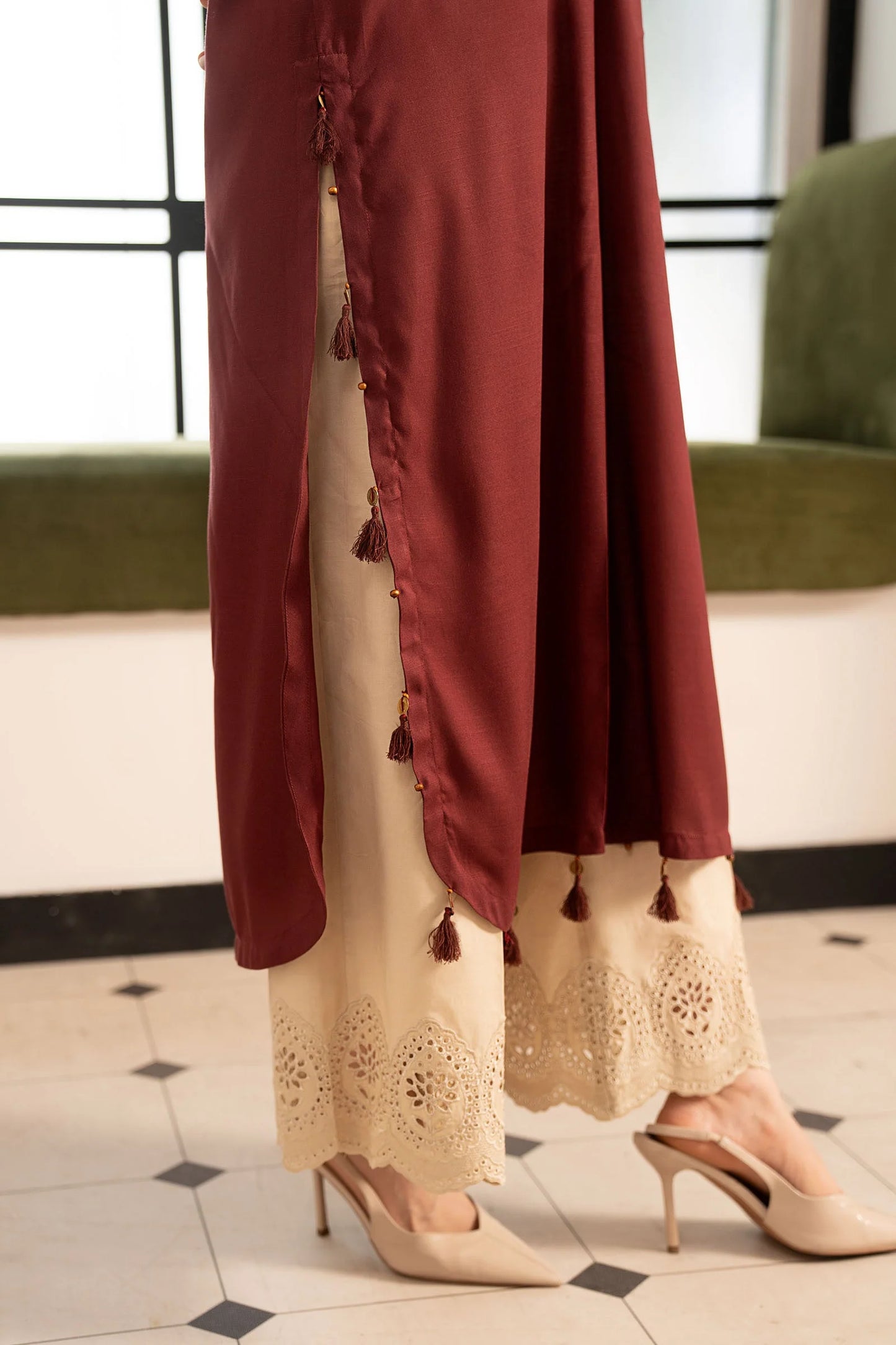 DW-EA26-104-Red | Desi Summer Pie | MARIA.B